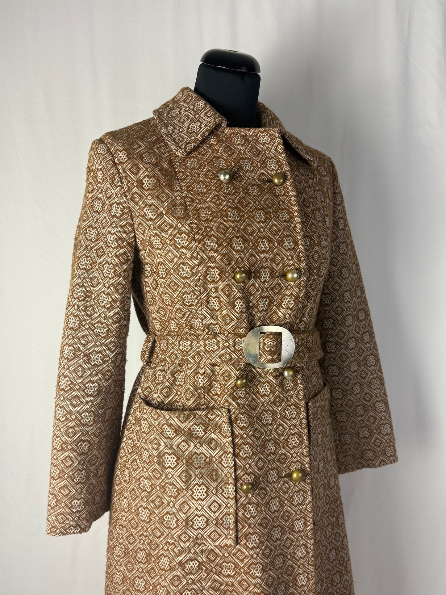 Cappotto anni ’60 in jacquard con cintura e bottoni dorati - TG. 40