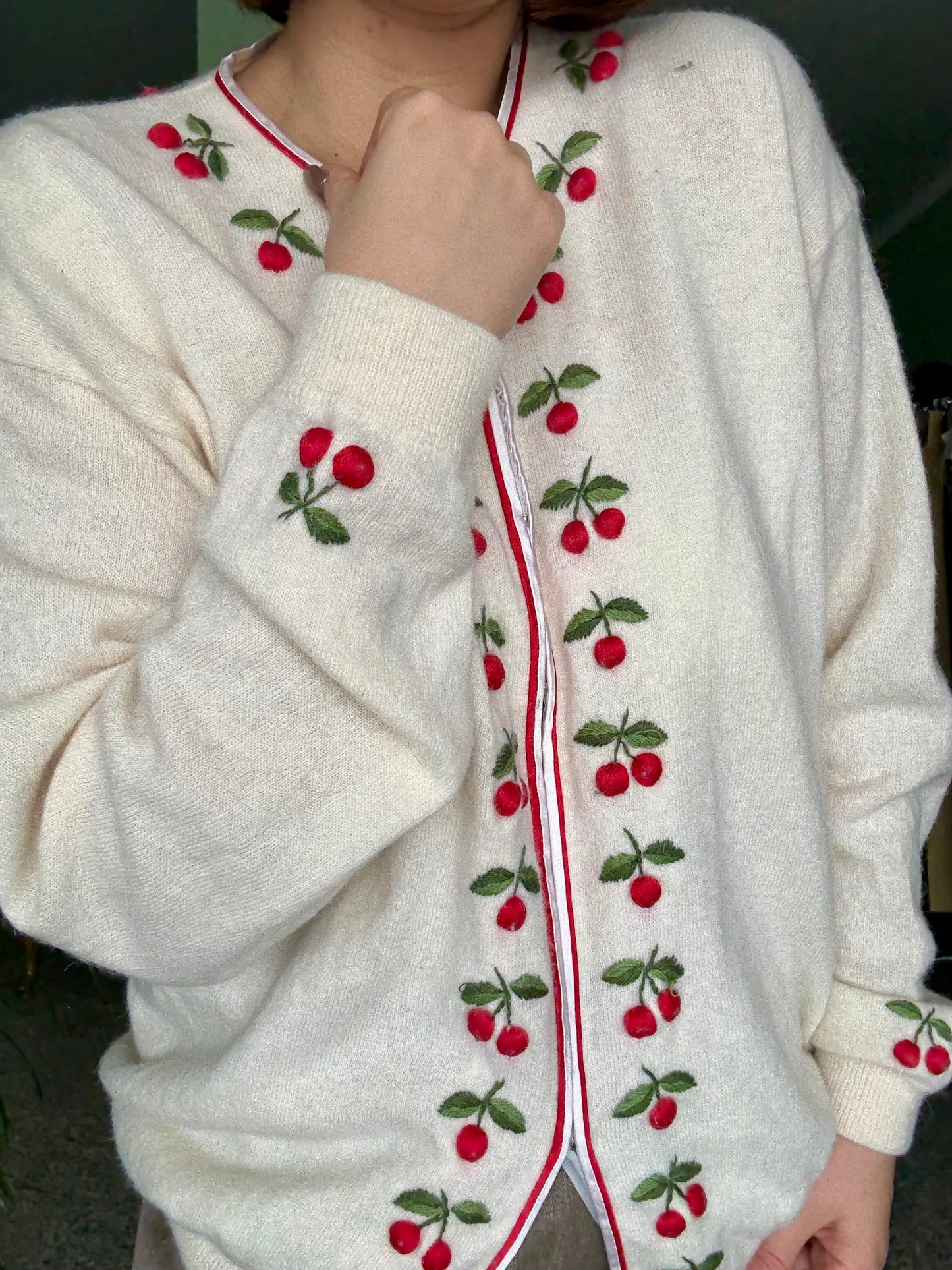 Cardigan tirolese bianco con ciliegie 🍒 - TG. 46/48