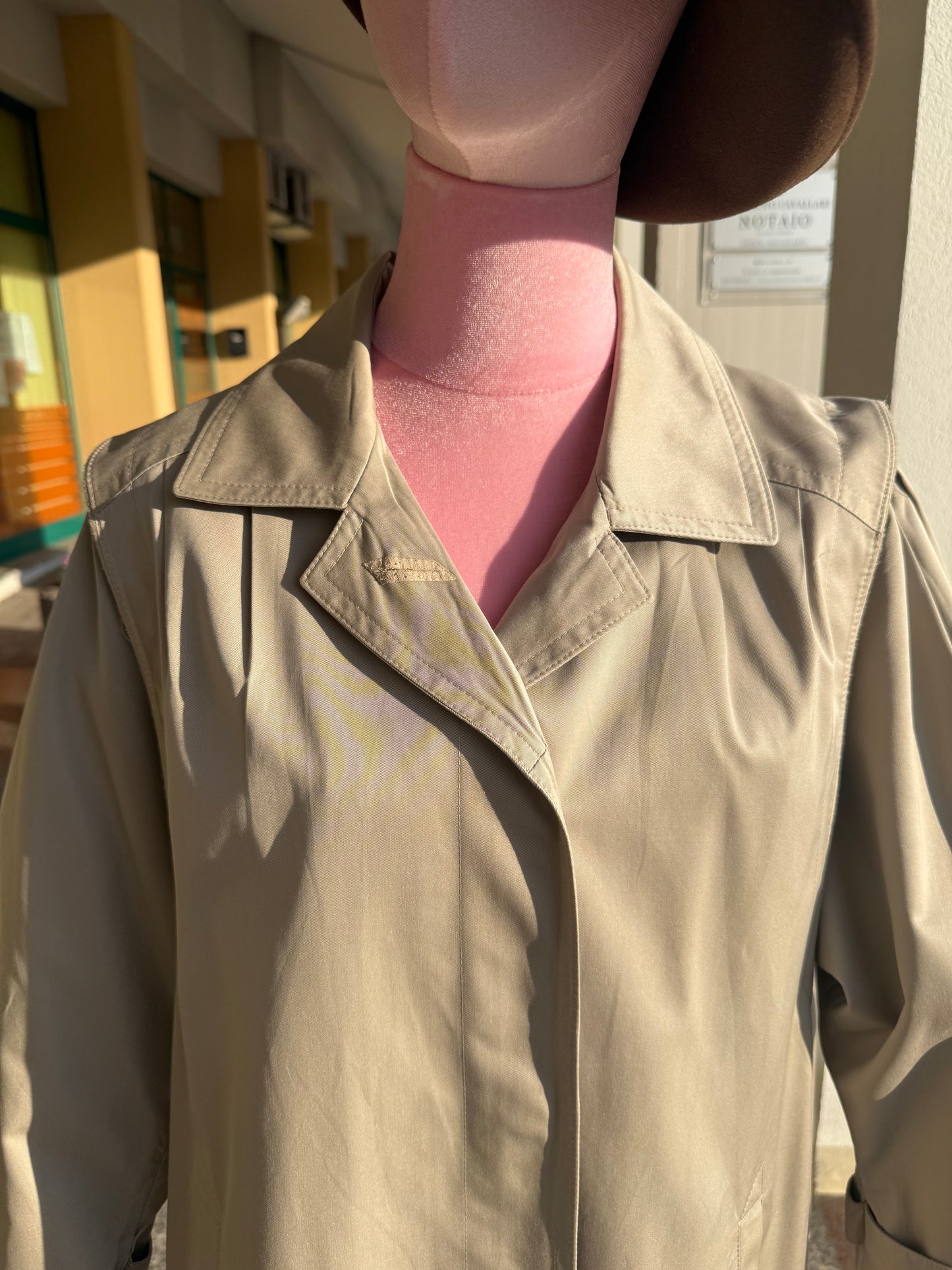 Trench fine anni ‘70 beige - TG. 44