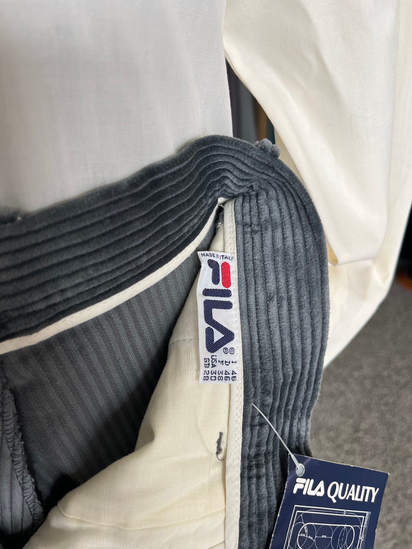 Calzoni anni ‘80 in velluto NOS tg. 46