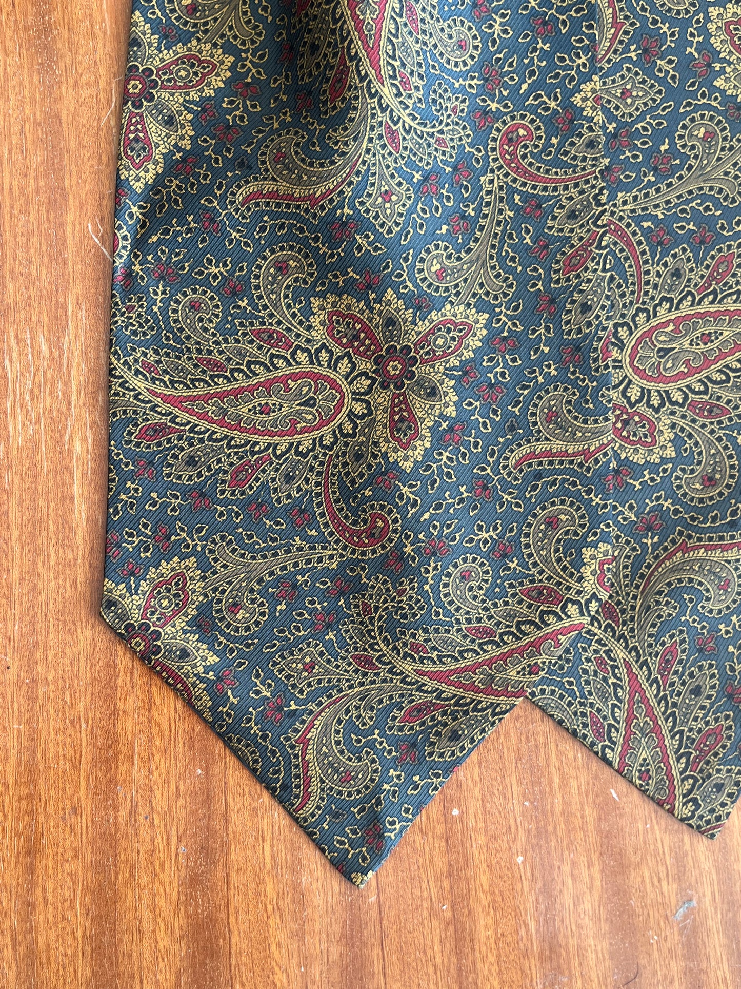 Ascot seta paisley