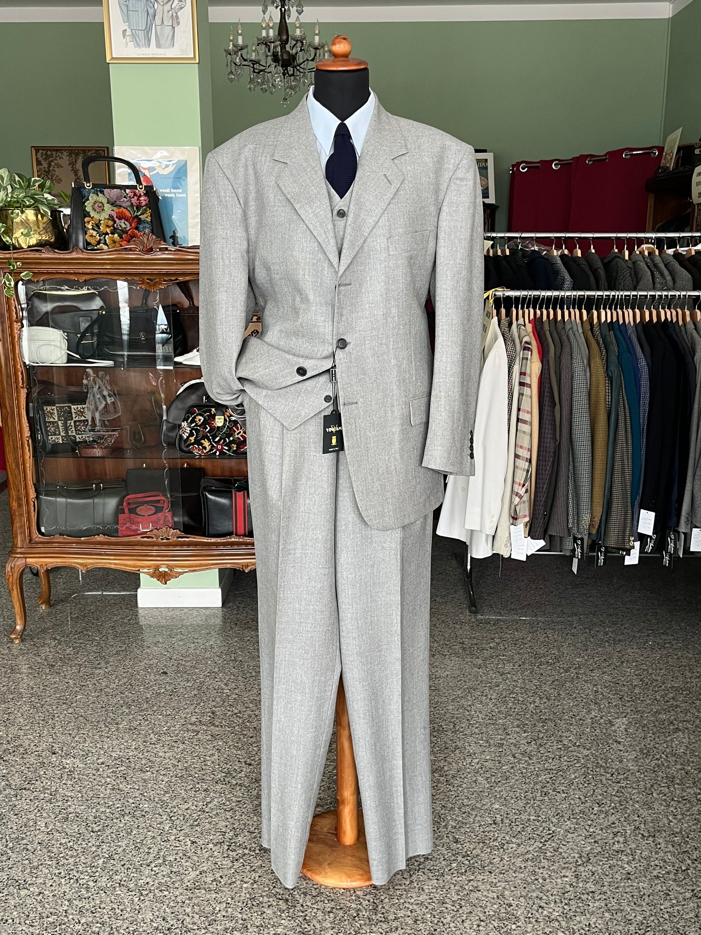 Completo tre pezzi anni ‘90 NOS tg. 48 drop 8