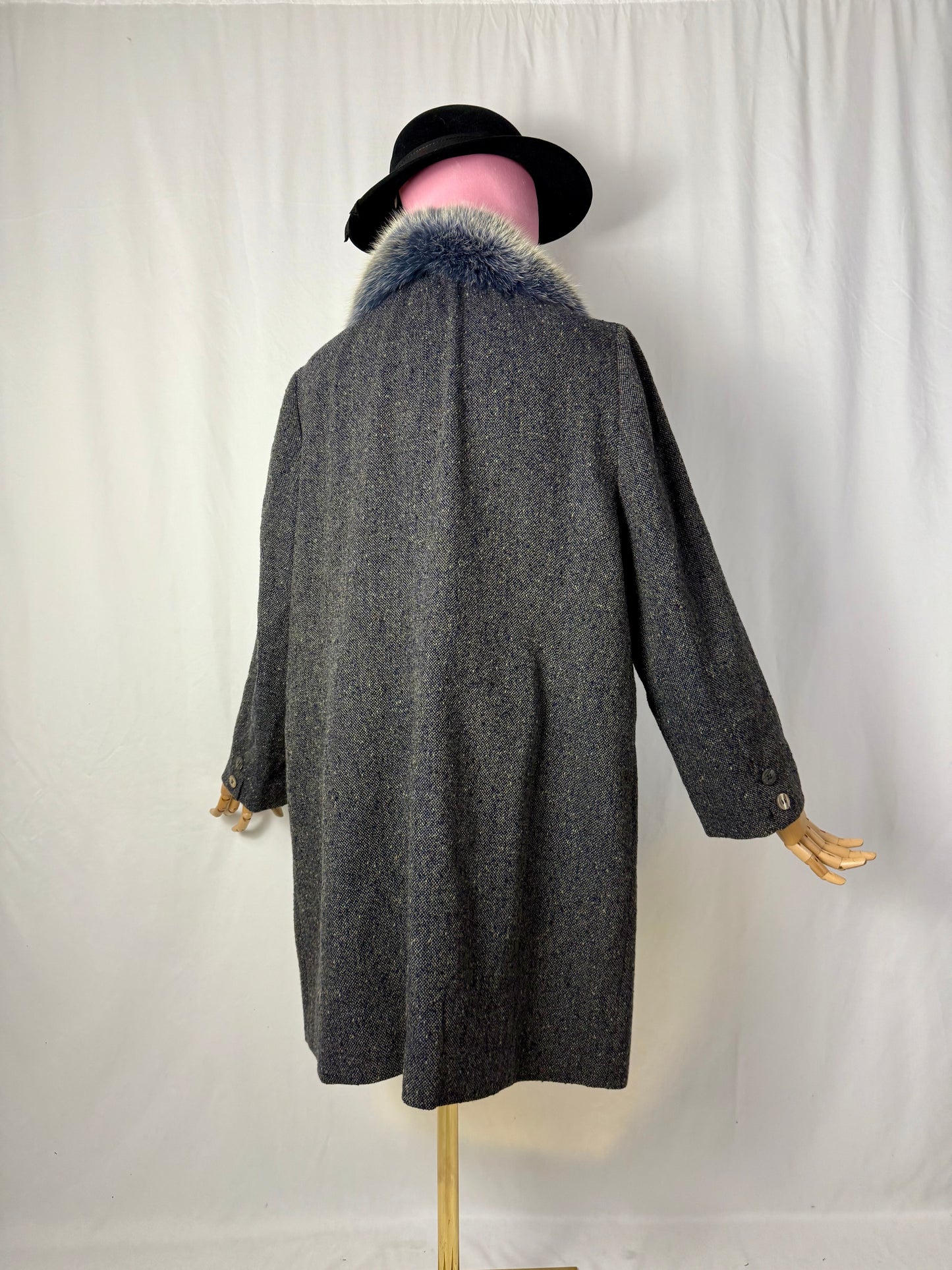 Cappotto  in lana grigia con collo in Volpe Bicolore - TG. 44/46