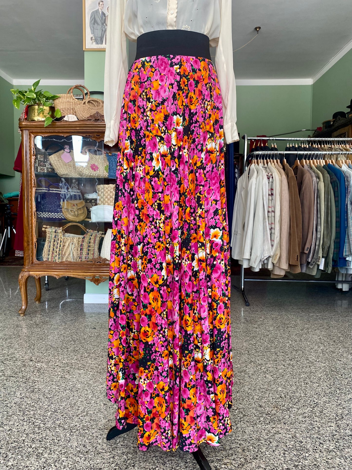 Maxi gonna anni ‘70 tripudio di fiori - TG. 38/40
