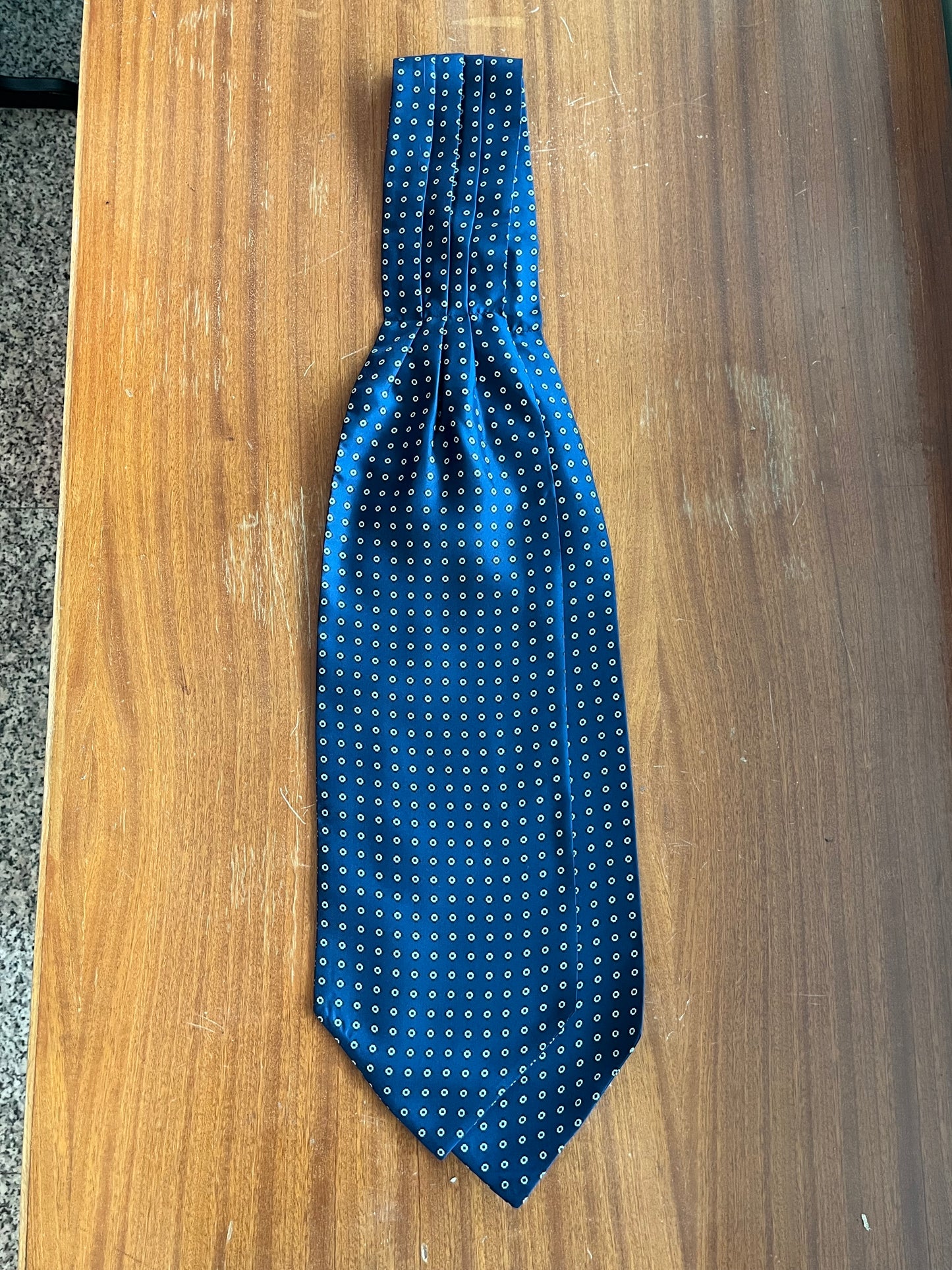 Ascot seta micro-fantasia