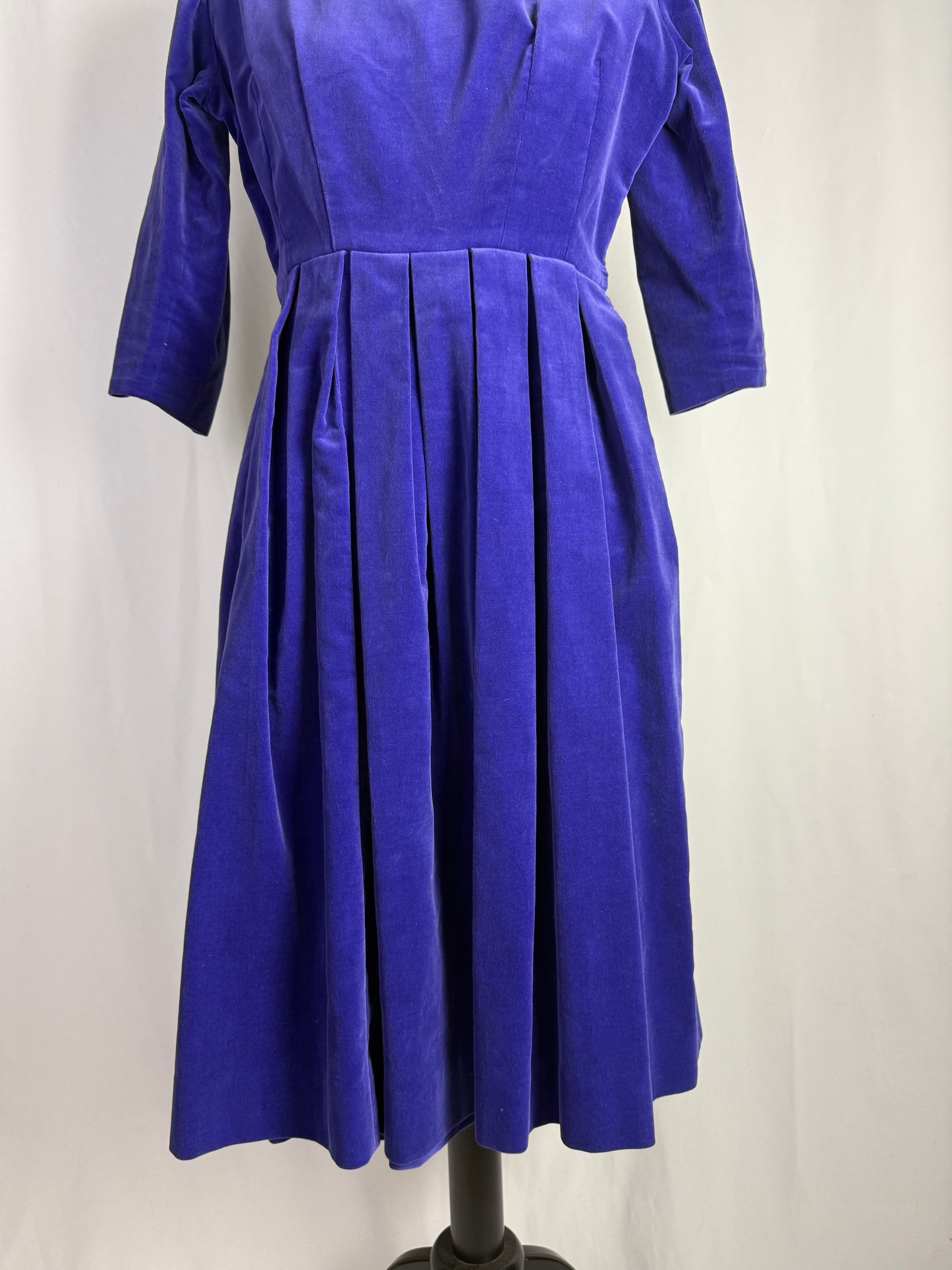 Abito anni ‘50 in velluto blu cobalto - TG. 38/40