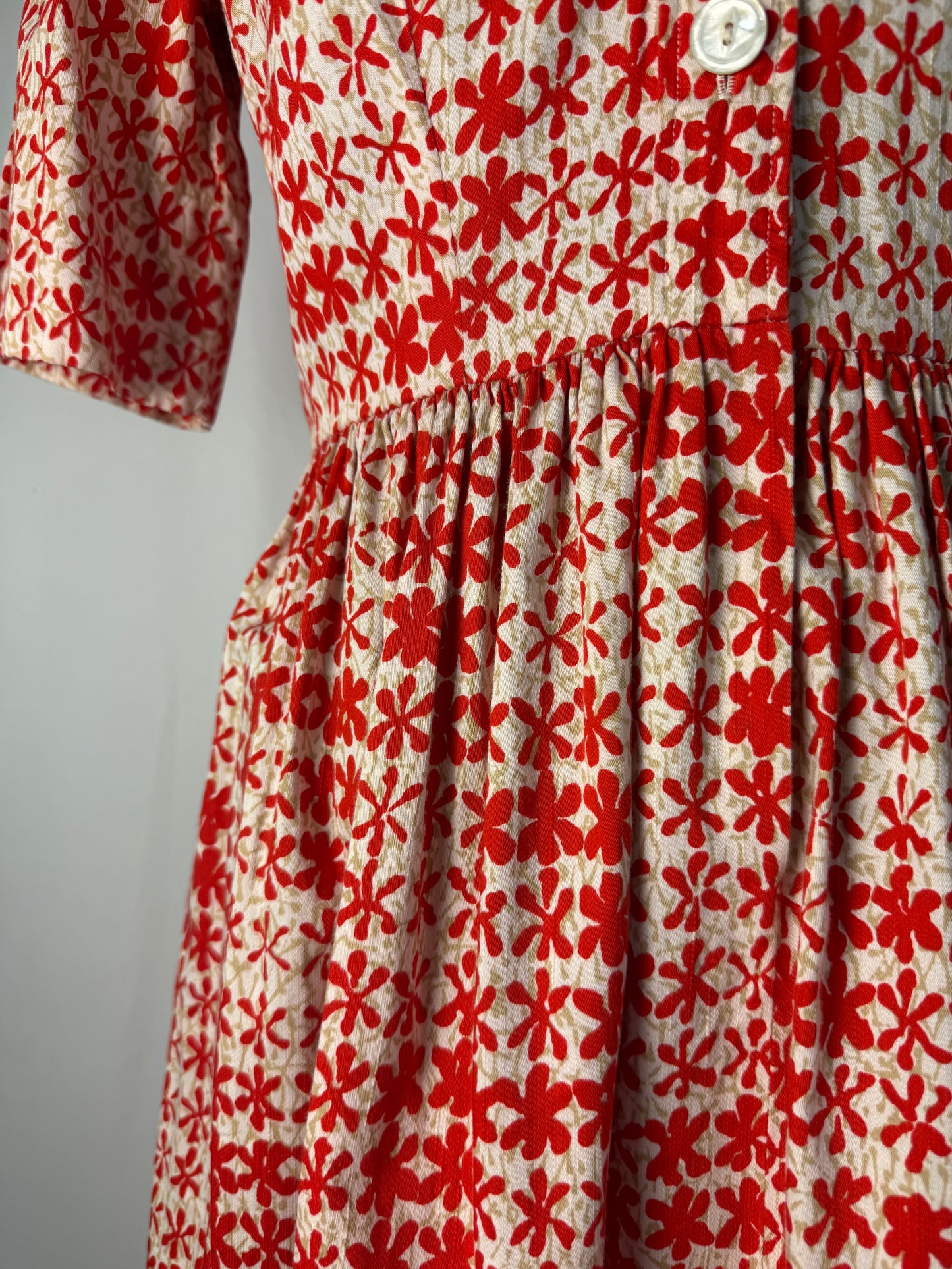 Abito anni ‘50 con fiori rossi - TG. 42