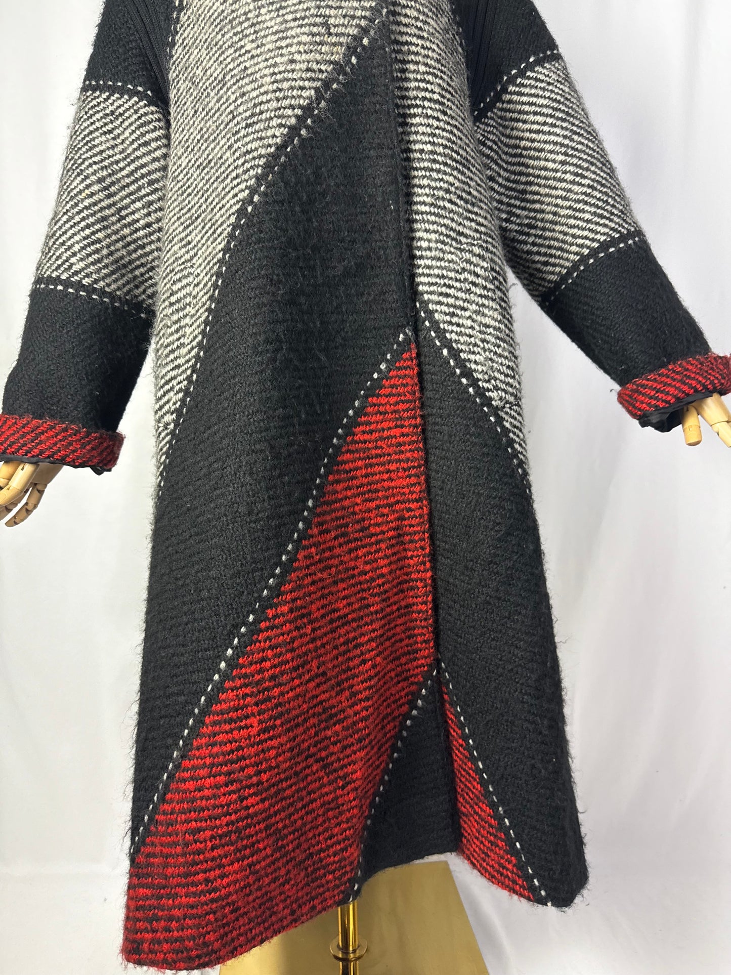Cappotto oversize anni ’80 in lana grafica tricolore - TG. 48/50