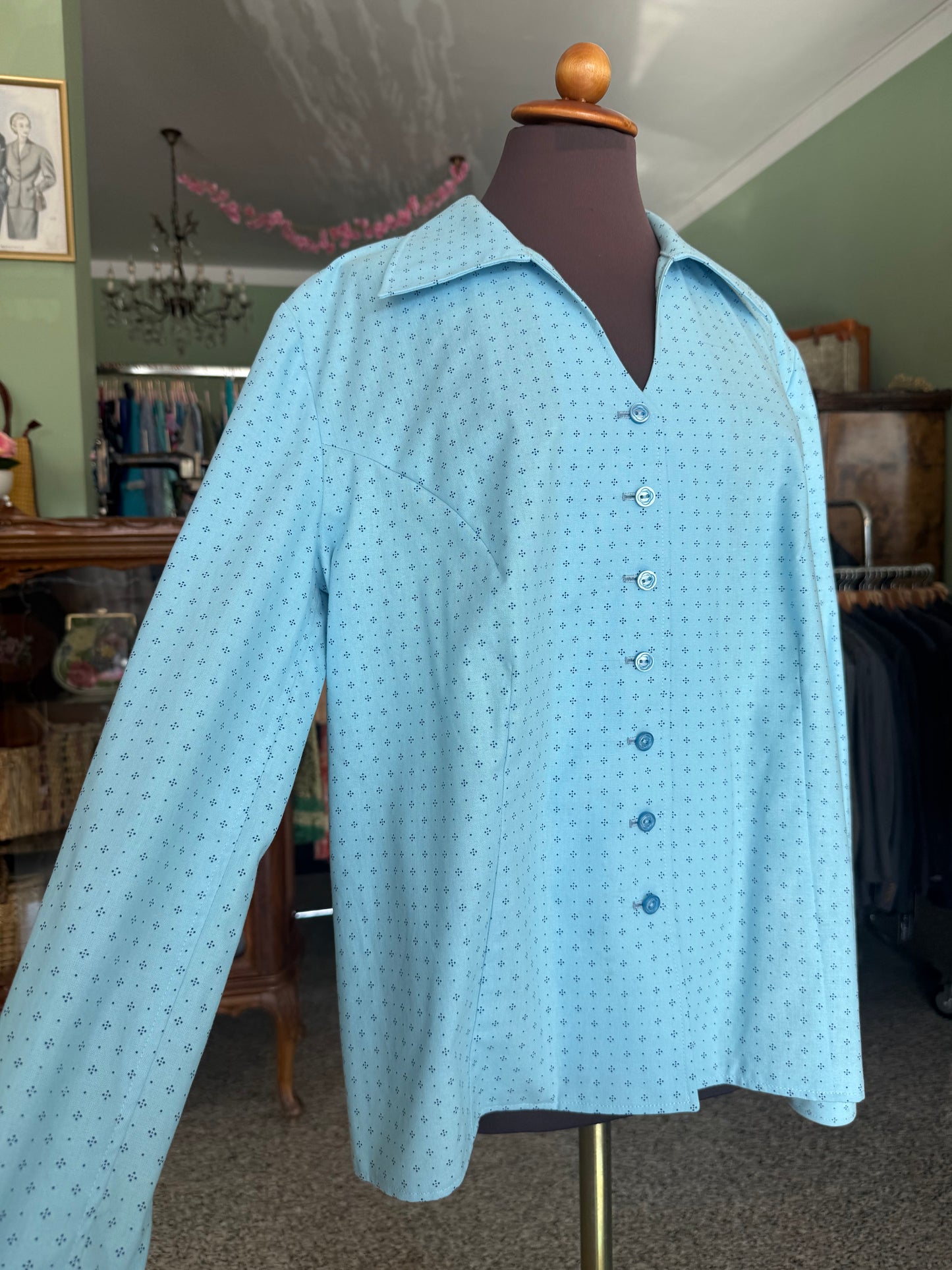 Camicia azzurra anni ‘70 - TG. 46/48