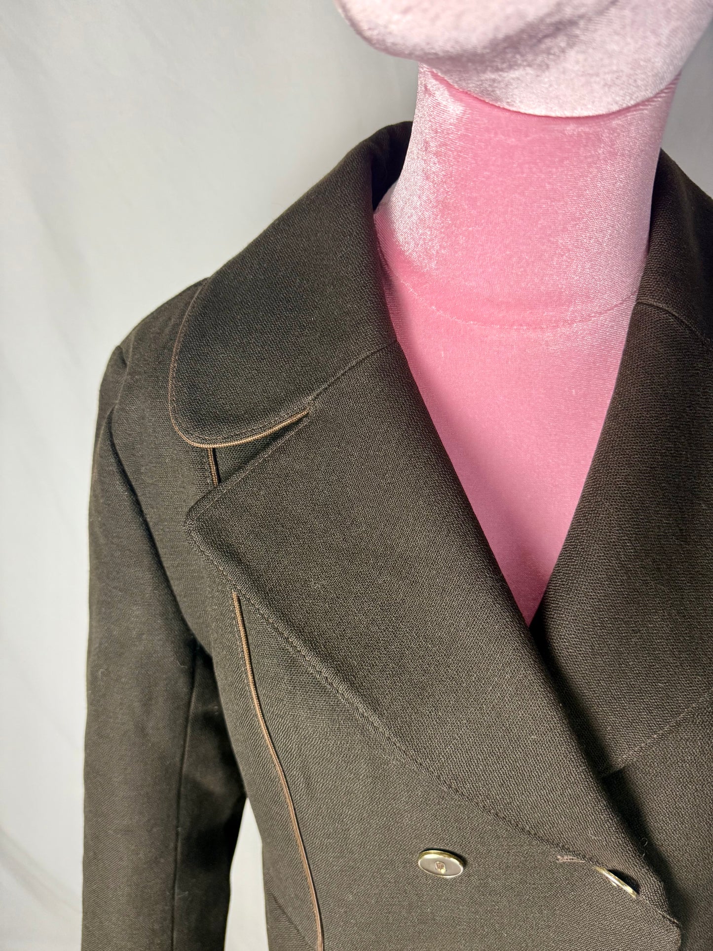 Cappotto anni ‘70 color marrone con profili a contrasto - TG. 42