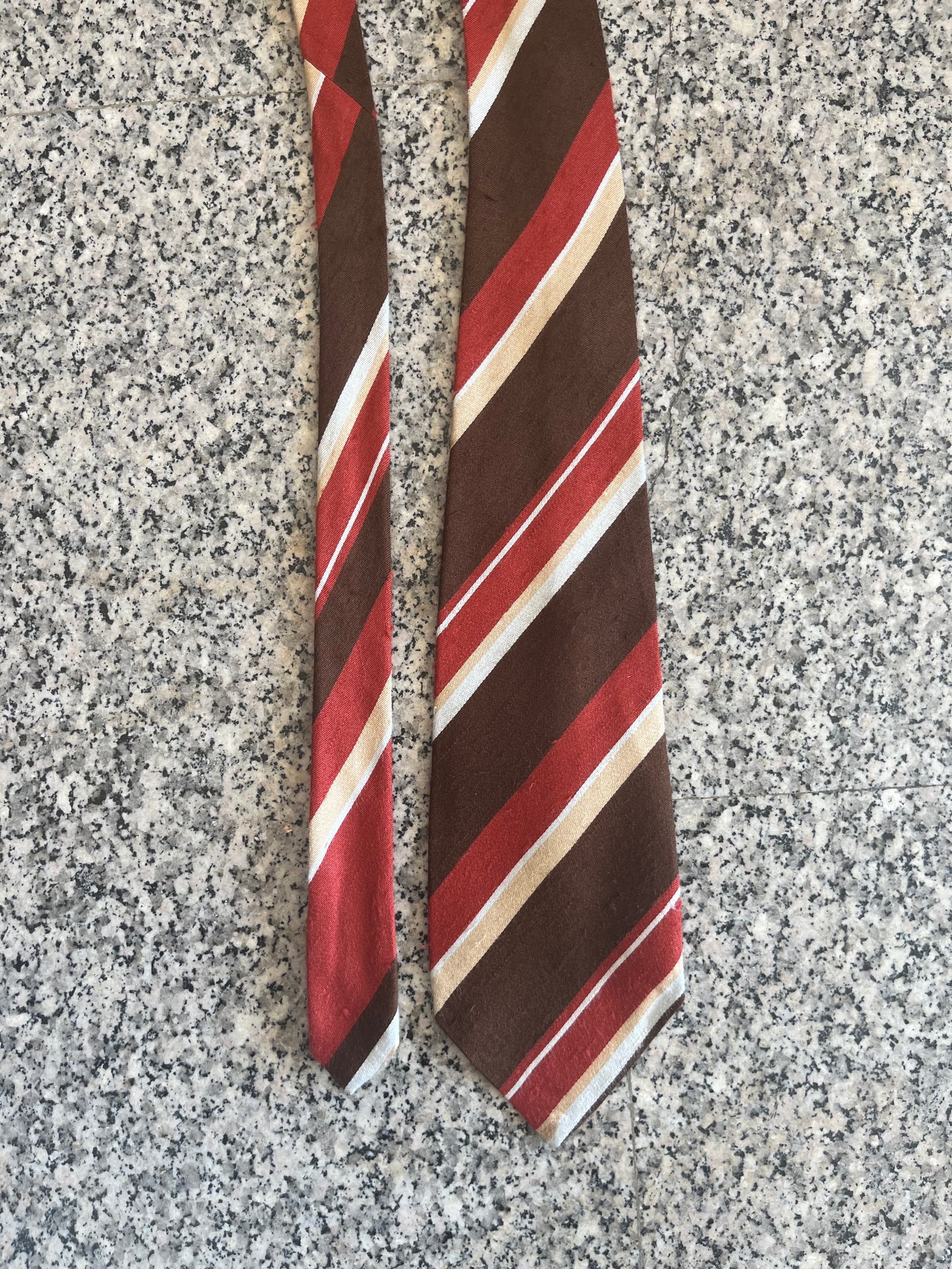 Cravatta anni ‘70 regimental marrone