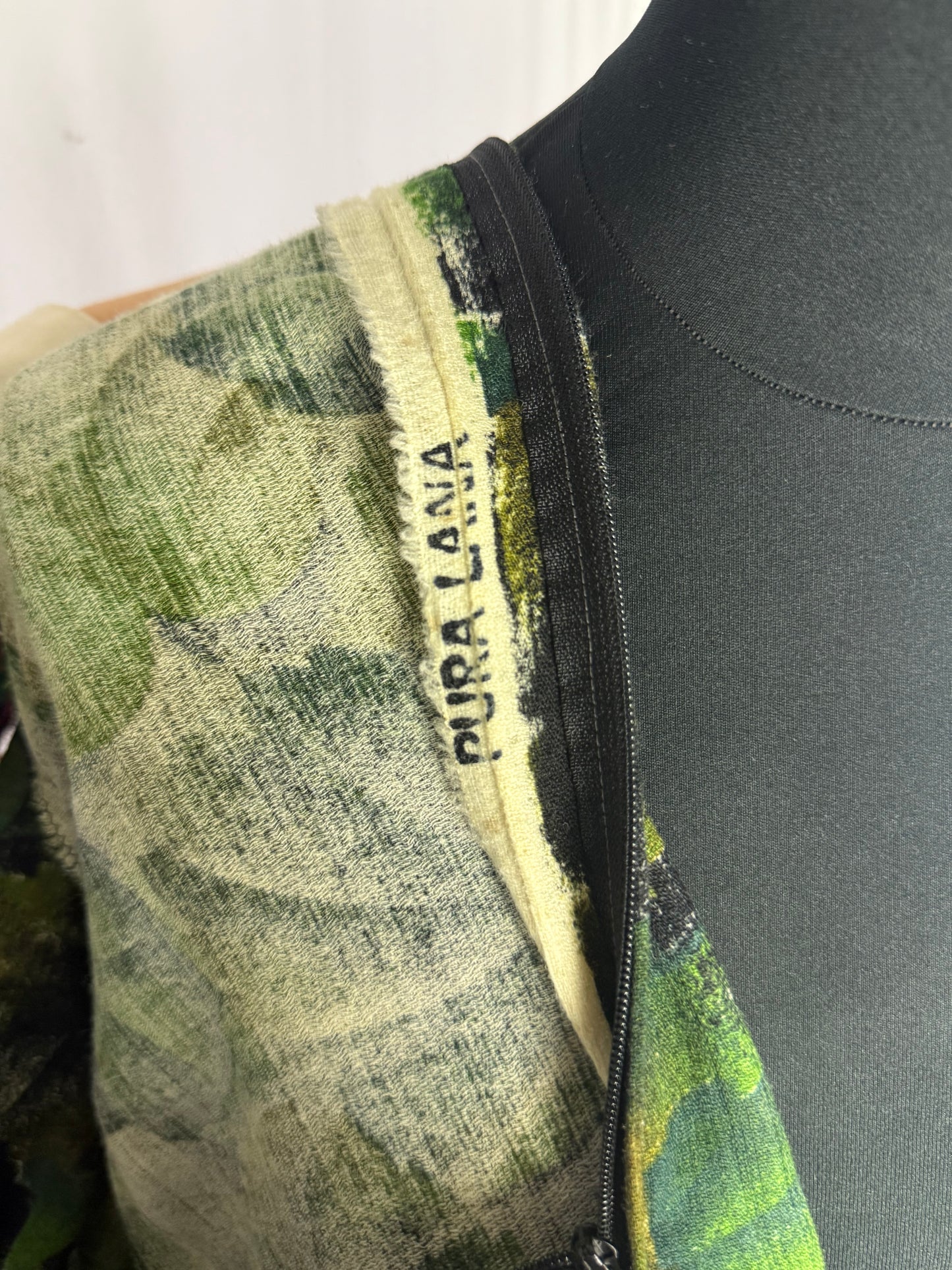 Abito in pura lana con stampa foglie - TG. 48/50