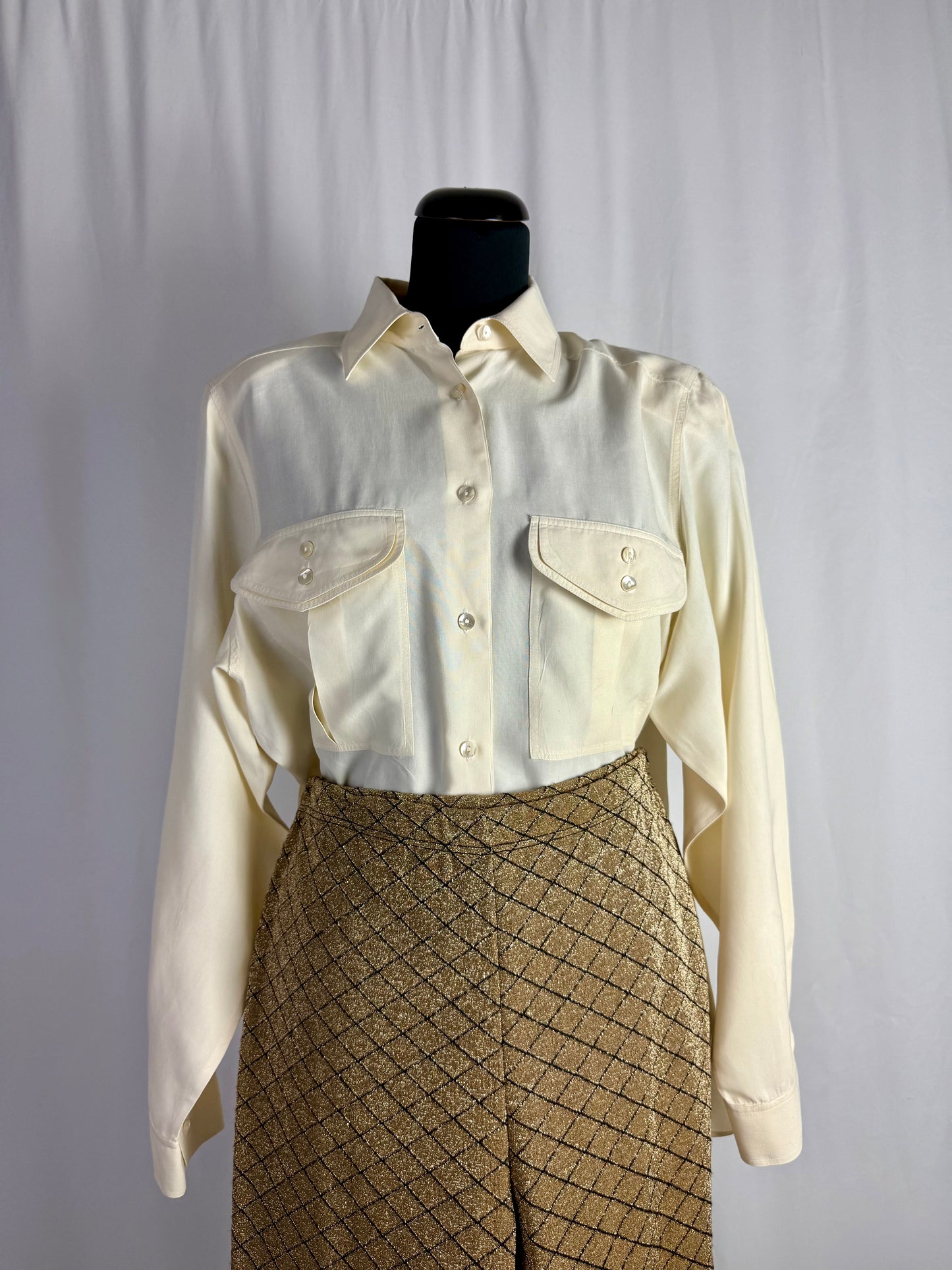 Camicia color burro in pura seta - TG. 44 circa