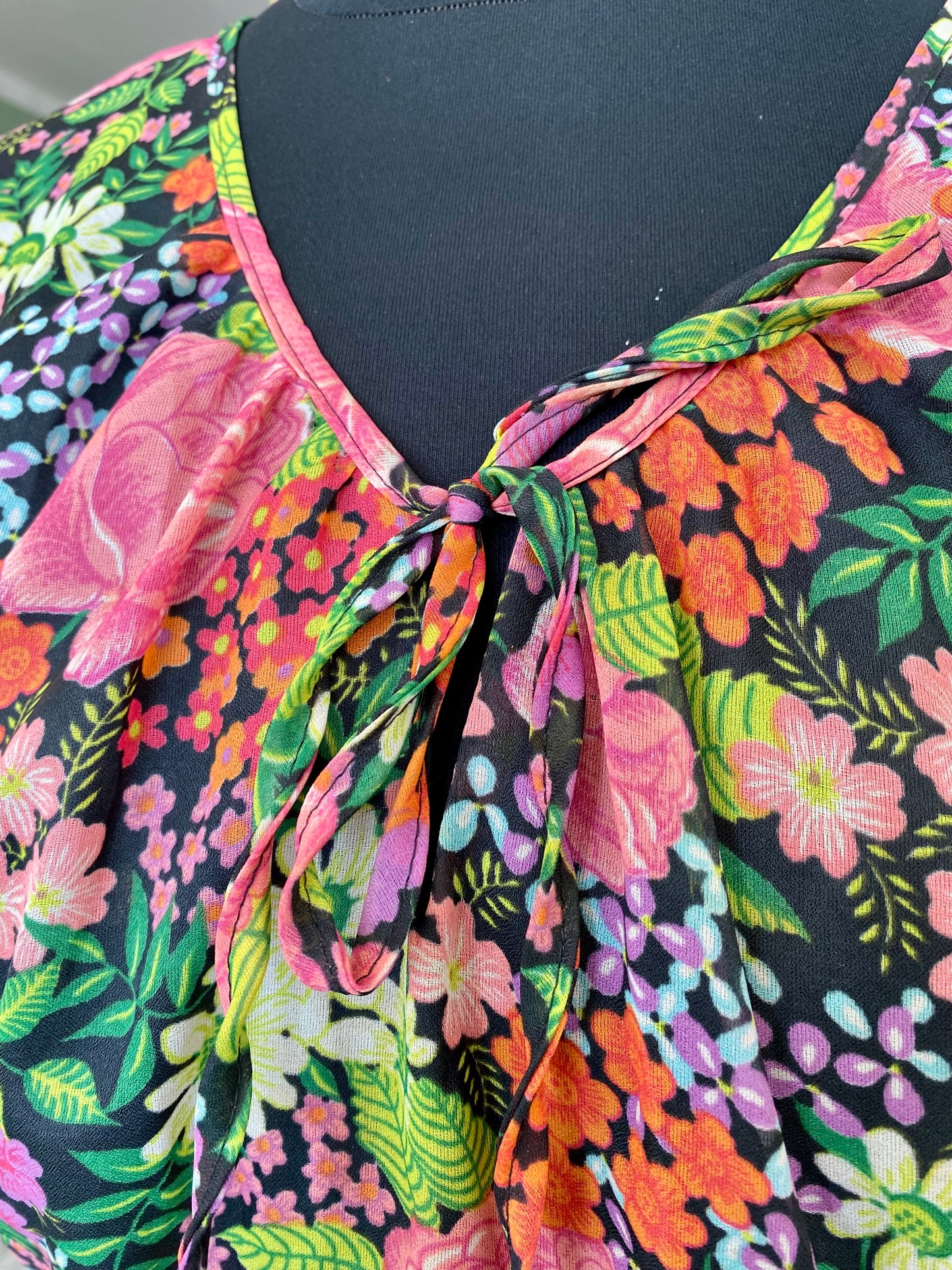 Abito floreale anni '70 "Prato Fiorito"