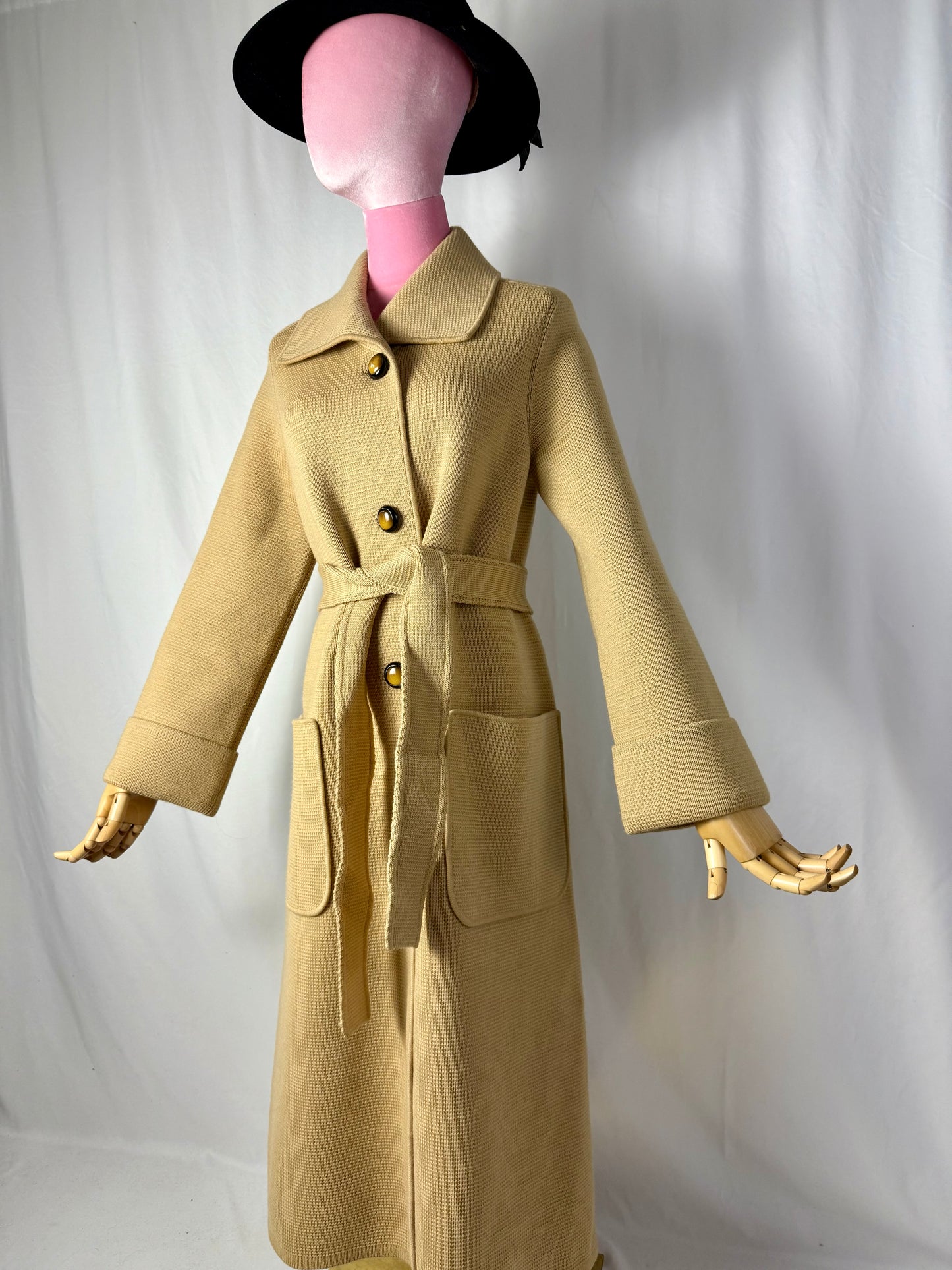 Cappotto in maglia di pura lana con cintura - TG. 42