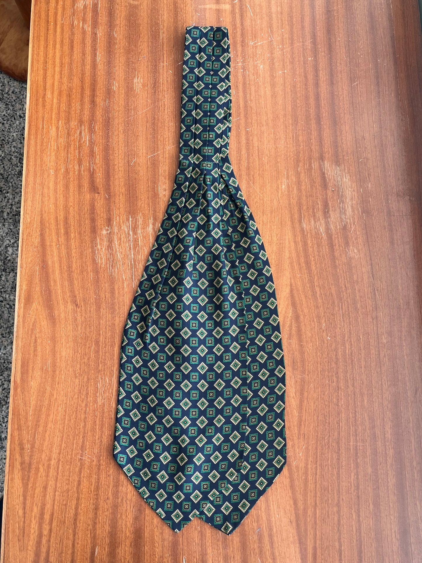 Ascot seta micro-fantasia