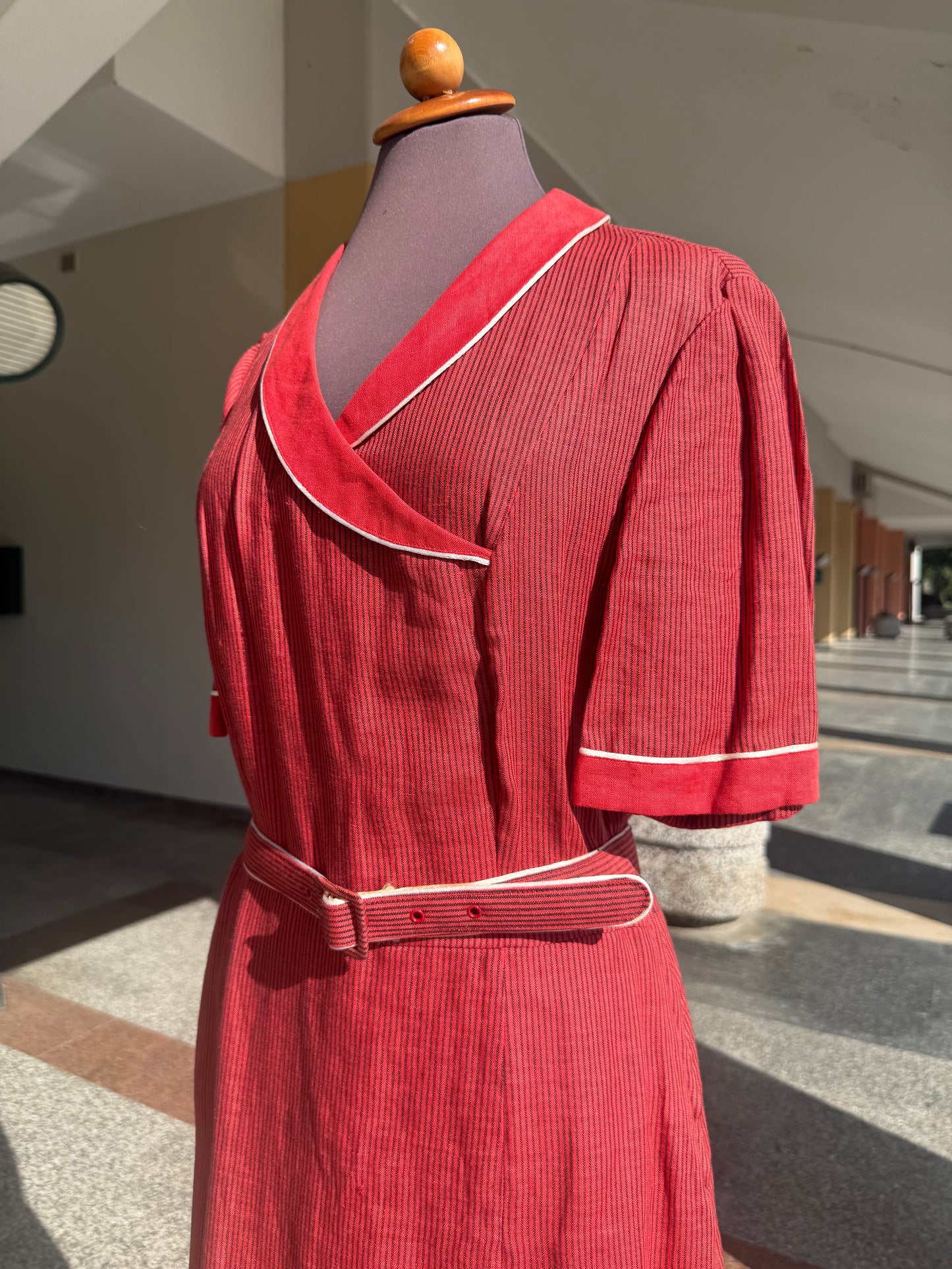 Abito anni ‘70 rosso in lino - TG. 46