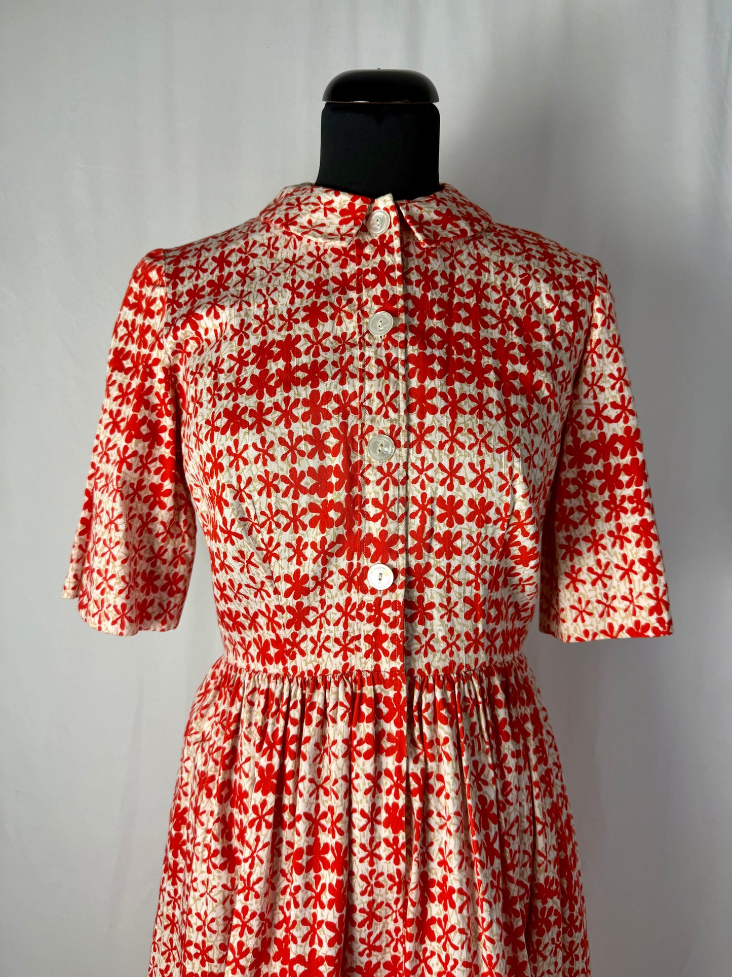 Abito anni ‘50 con fiori rossi - TG. 42