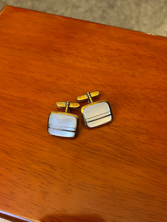 Gemelli dorati madreperla