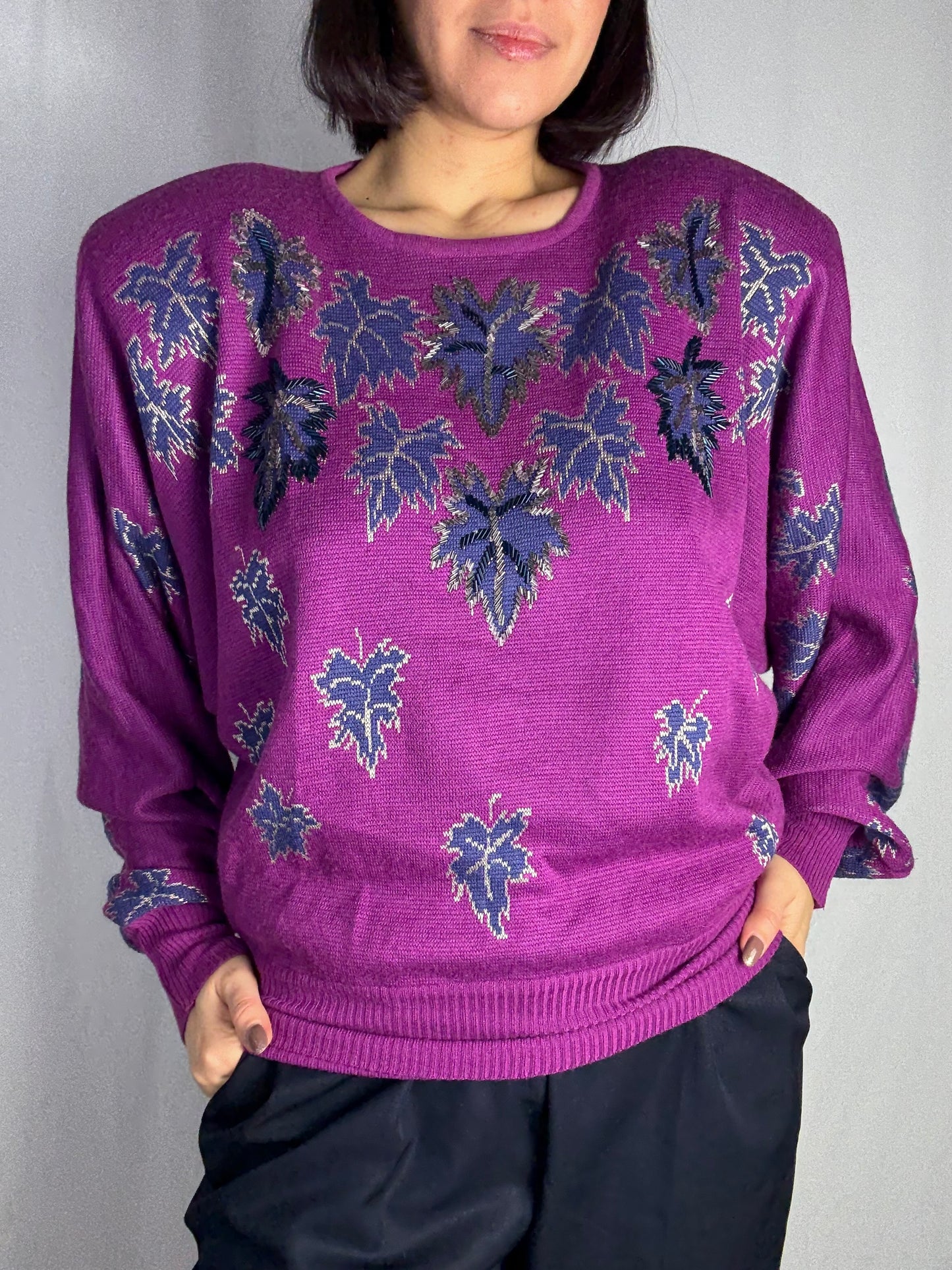 Maglione anni ‘80 viola con foglie 🍃 - TG. 44/46/48