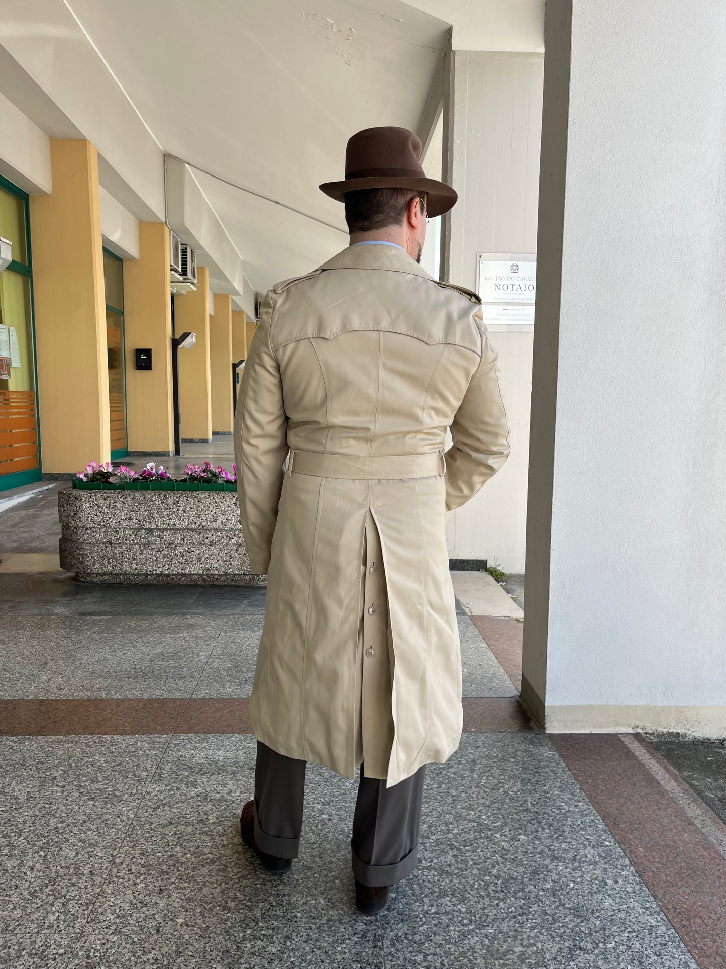 Trench anni ‘70 doppiopetto tg. 46-48