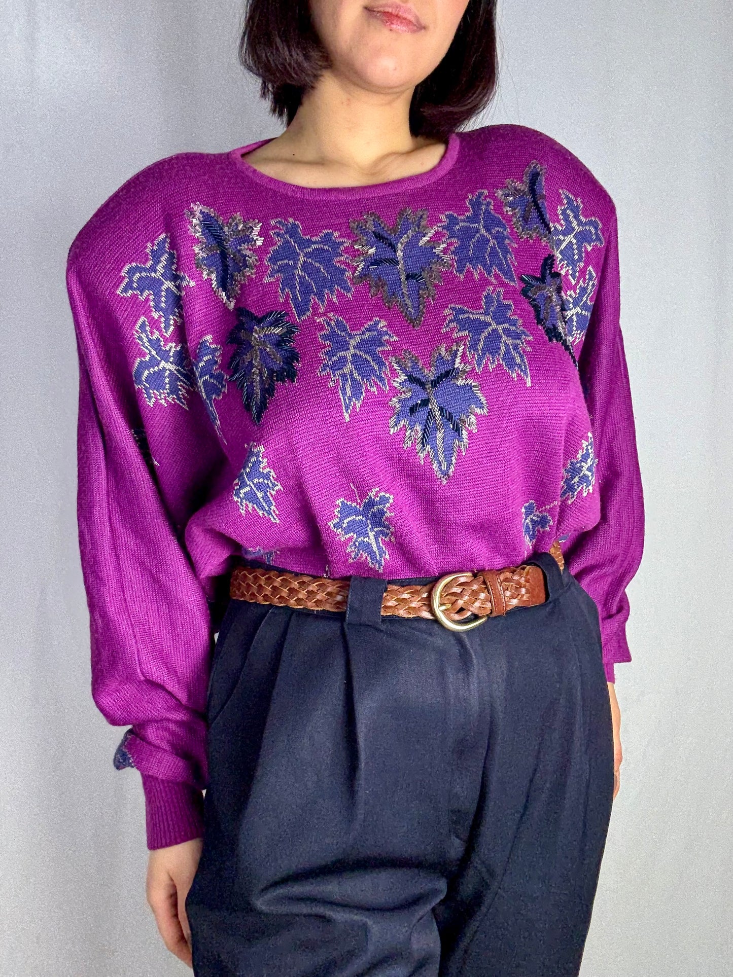 Maglione anni ‘80 viola con foglie 🍃 - TG. 44/46/48