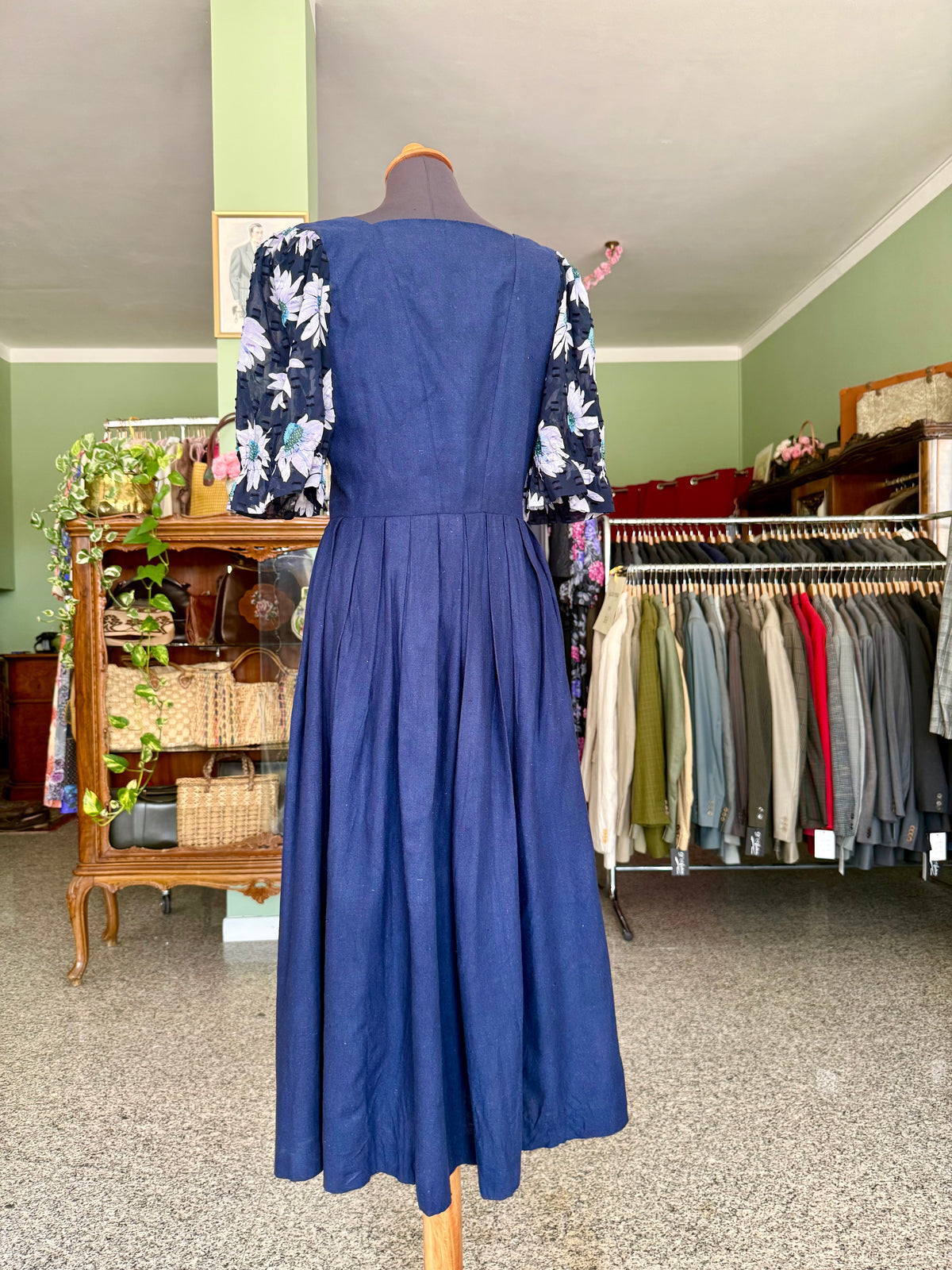 Abito tirolese blu 100% seta - TG. 42