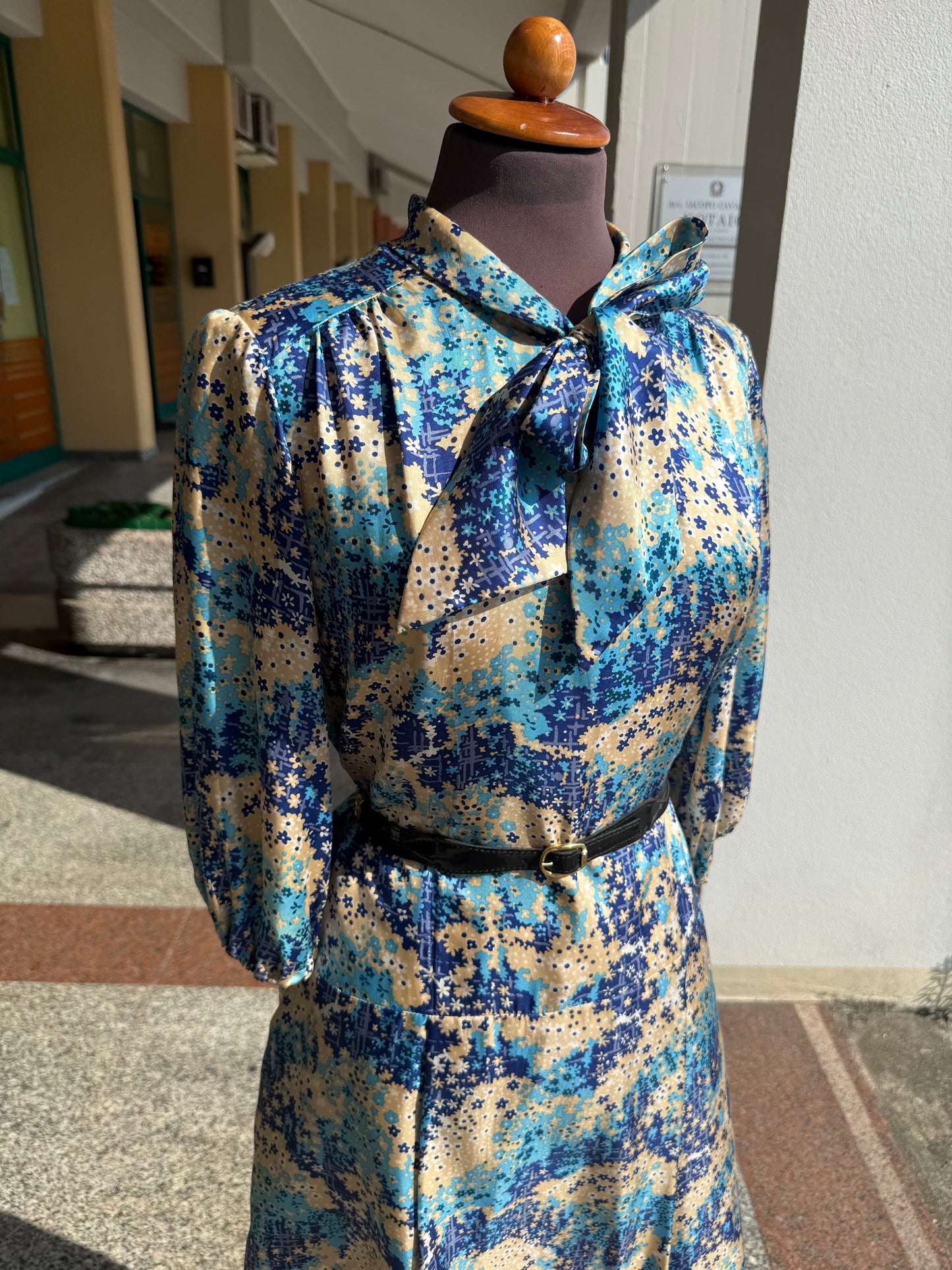 Abito anni ‘70 in seta - TG. 44 circa
