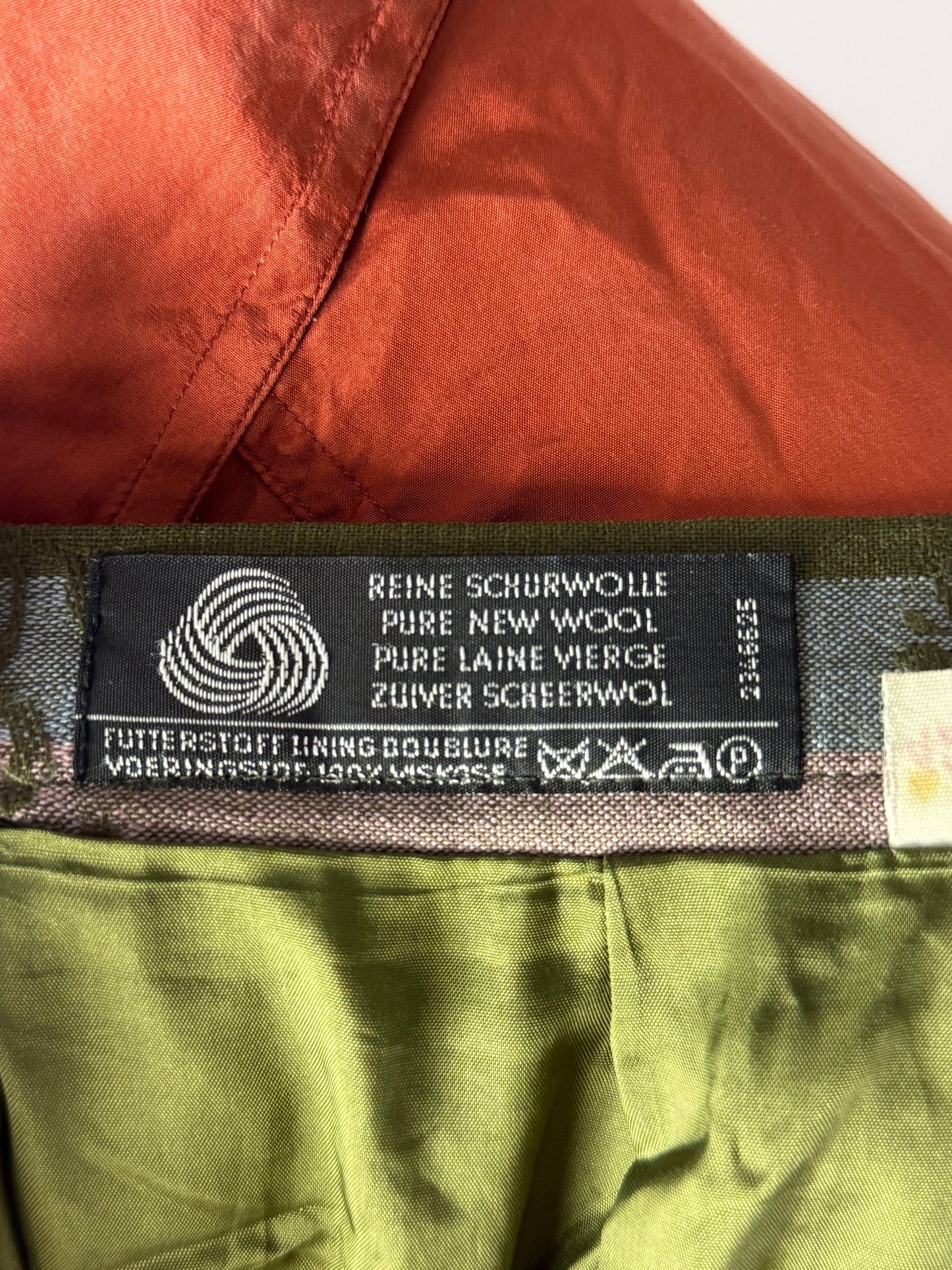 Gonna a ruota in pura lana - TG. 46