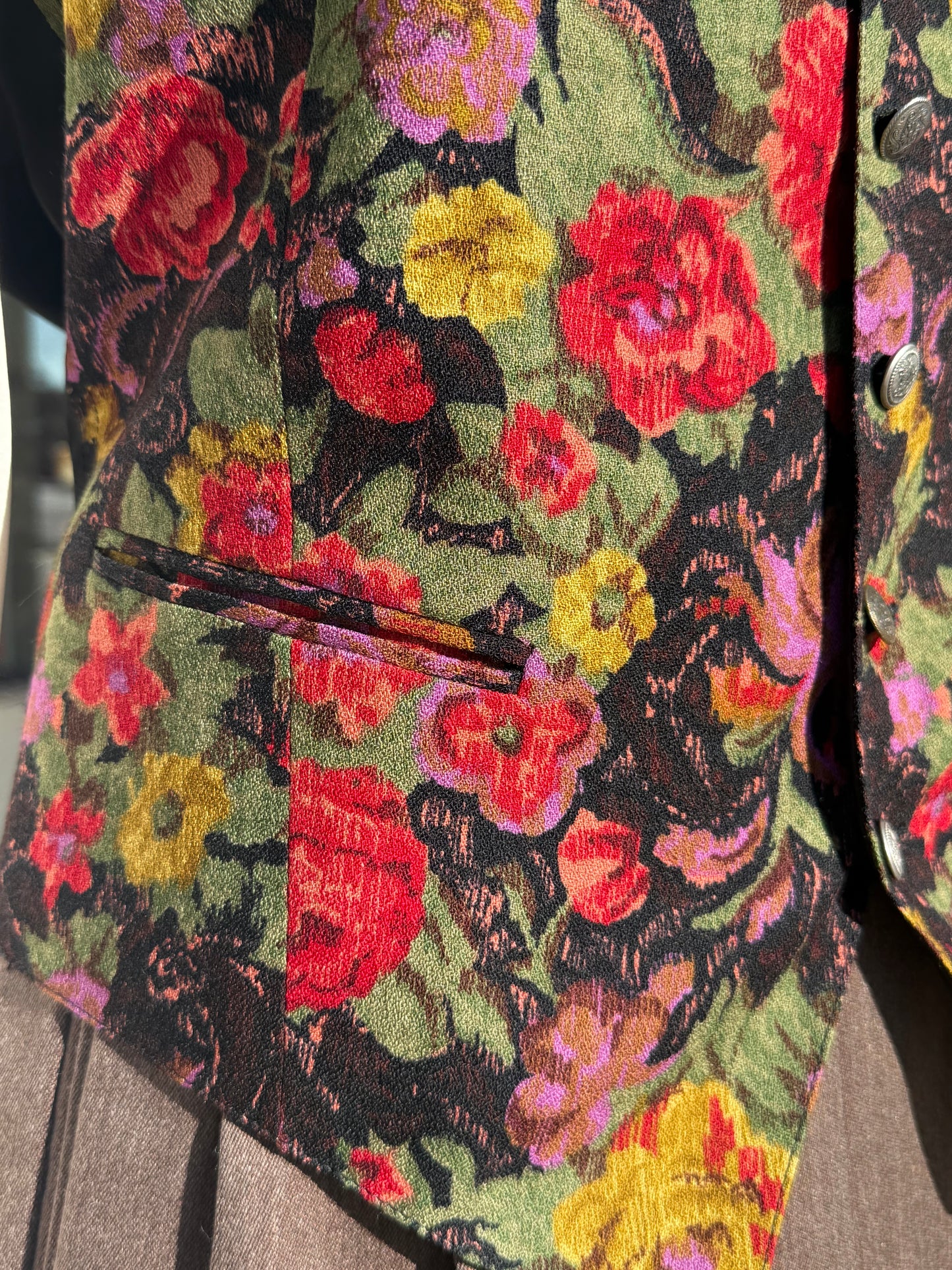 Gilet romantici con rose 🥀 - TG. 48/50