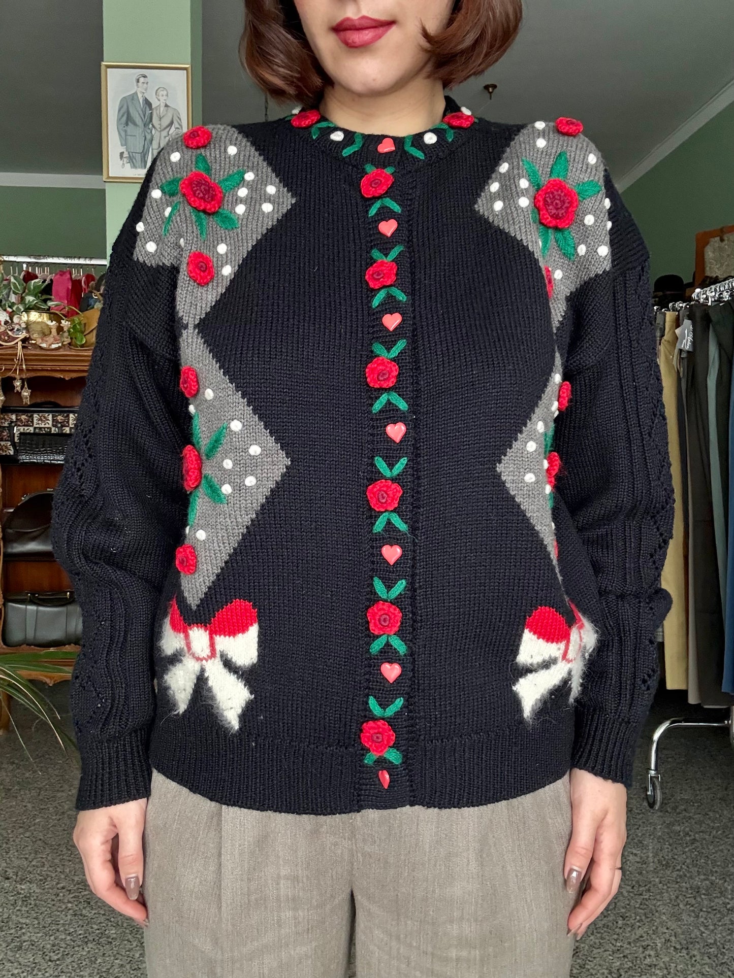 Cardigan tirolese con ricami e bottoni a cuore - TG. 46 circa