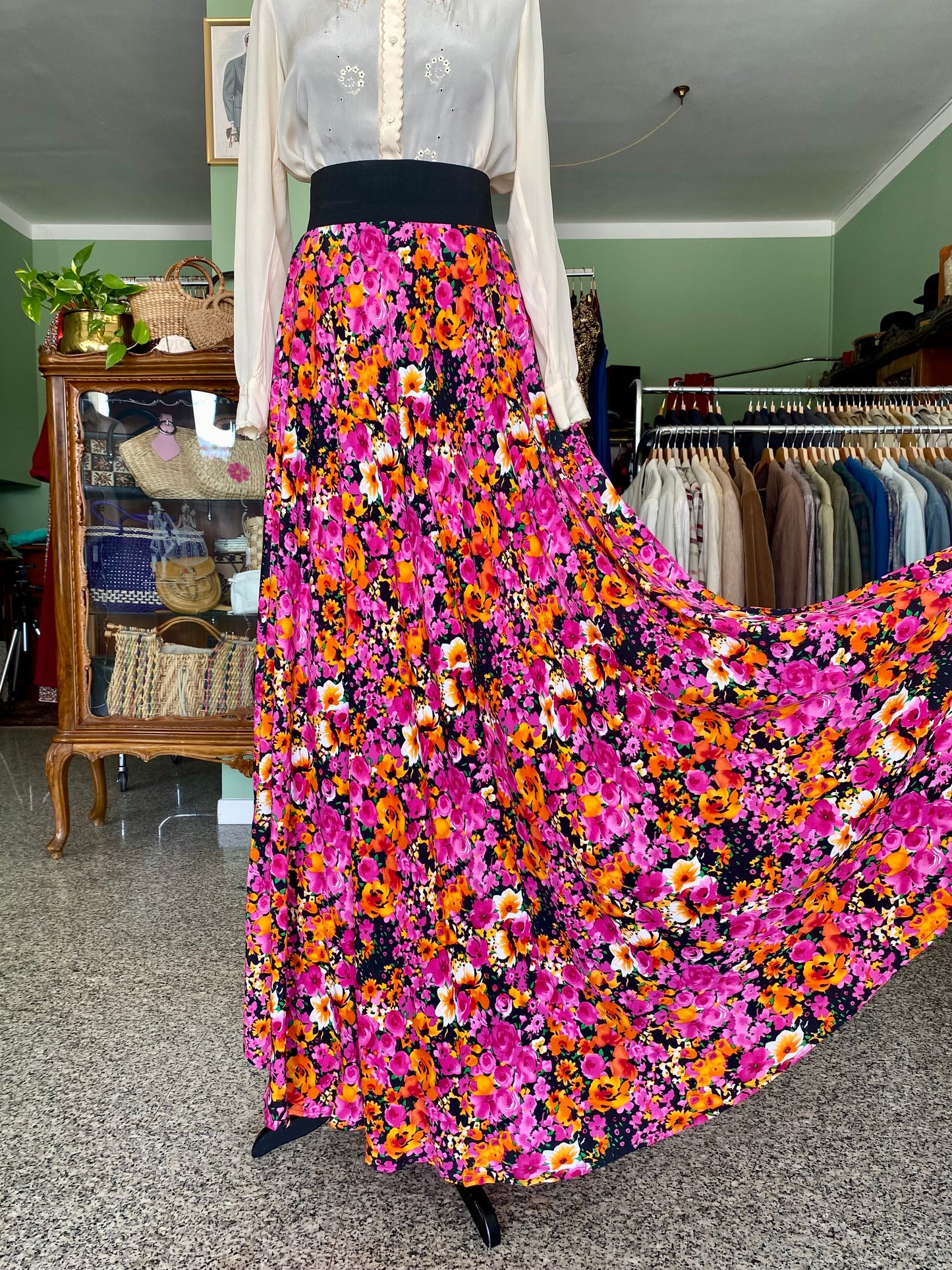 Maxi gonna anni ‘70 tripudio di fiori - TG. 38/40