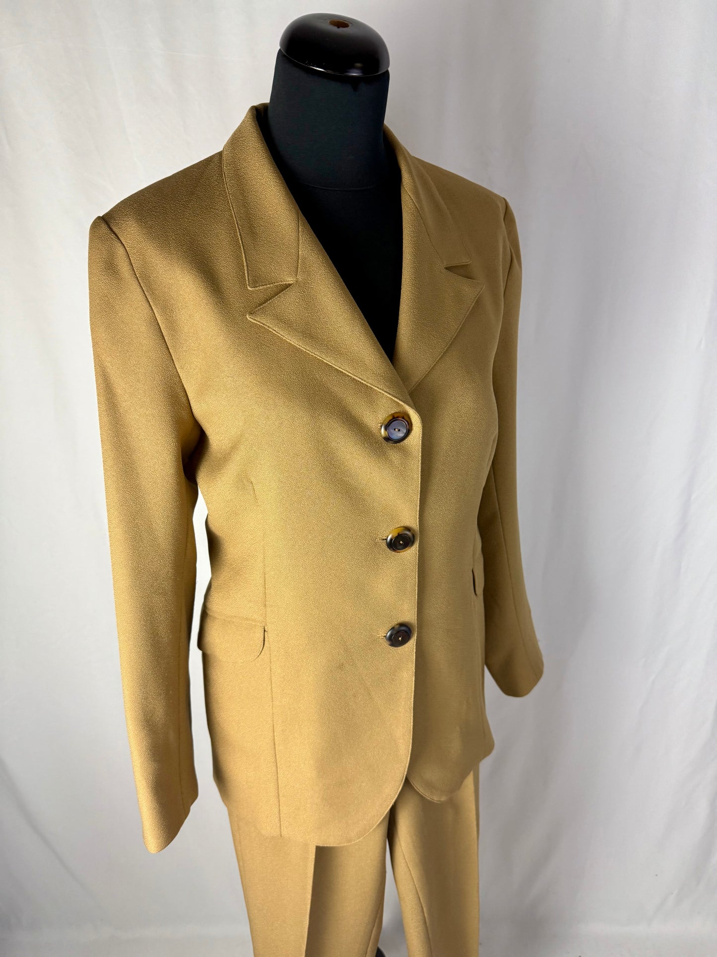 Completo sartoriale in crepe di lana color sabbia - TG. 40