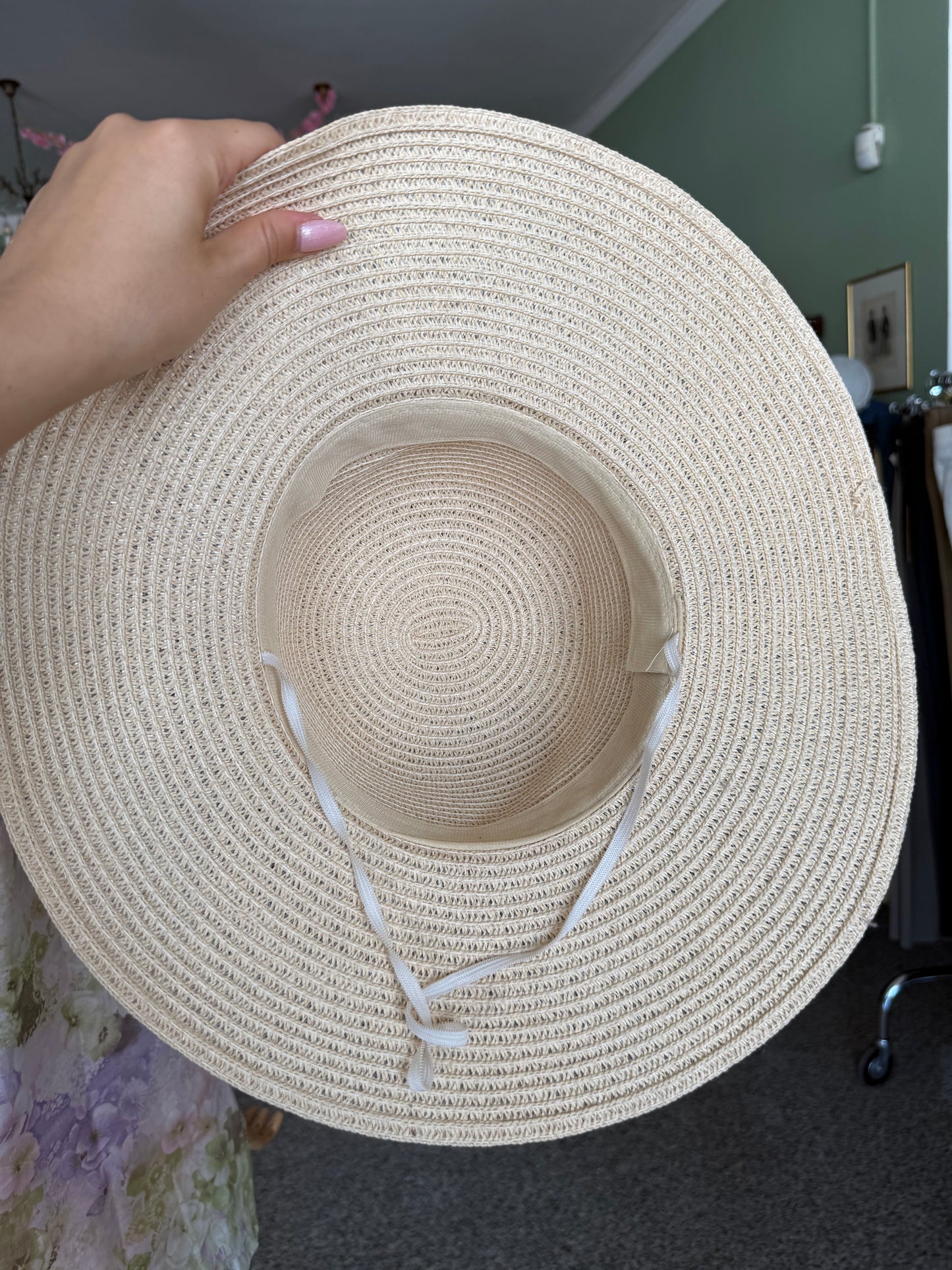 Cappello a tesa larga