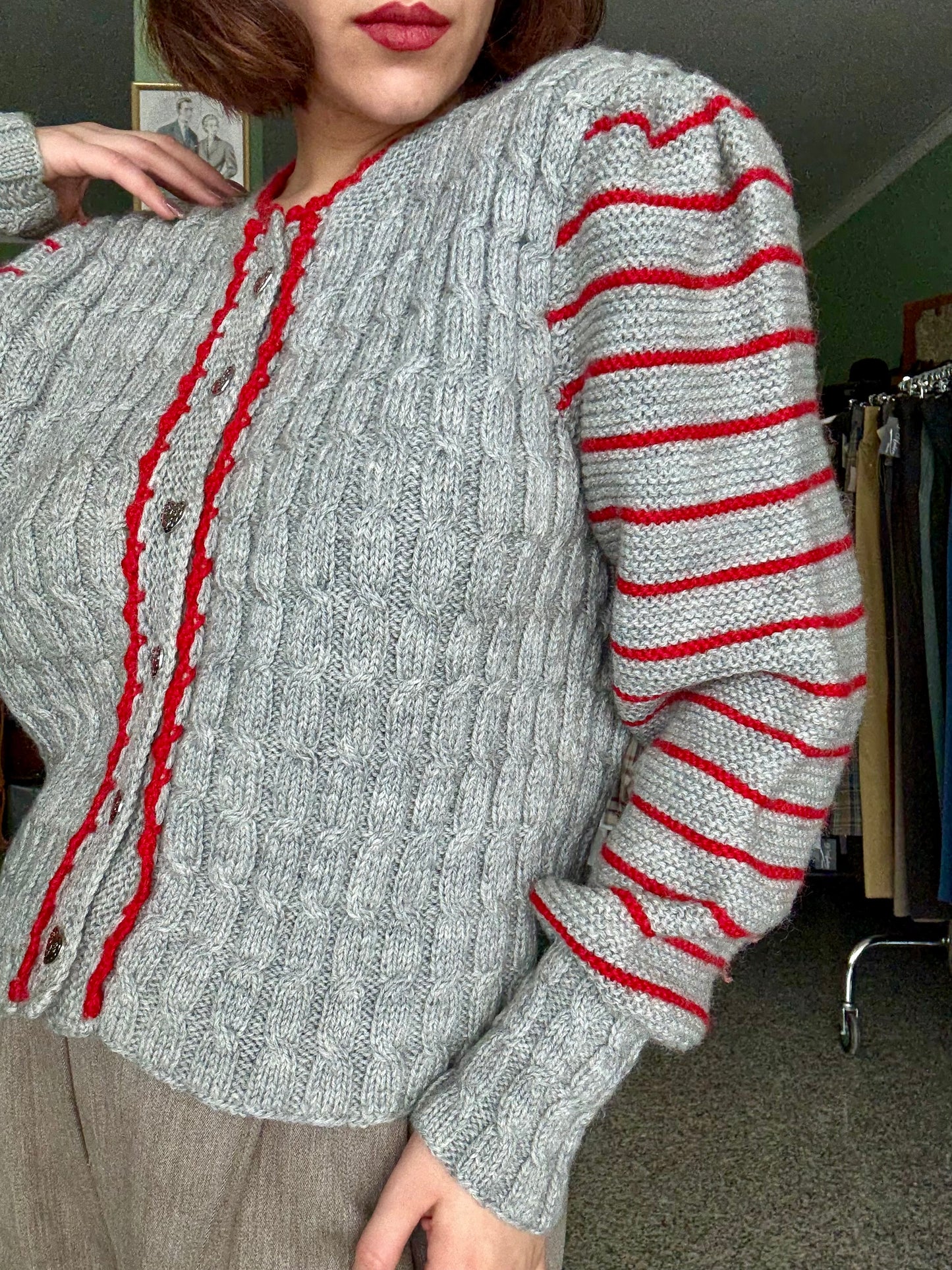 Cardigan tirolese con maniche a righe - TG. 44/46