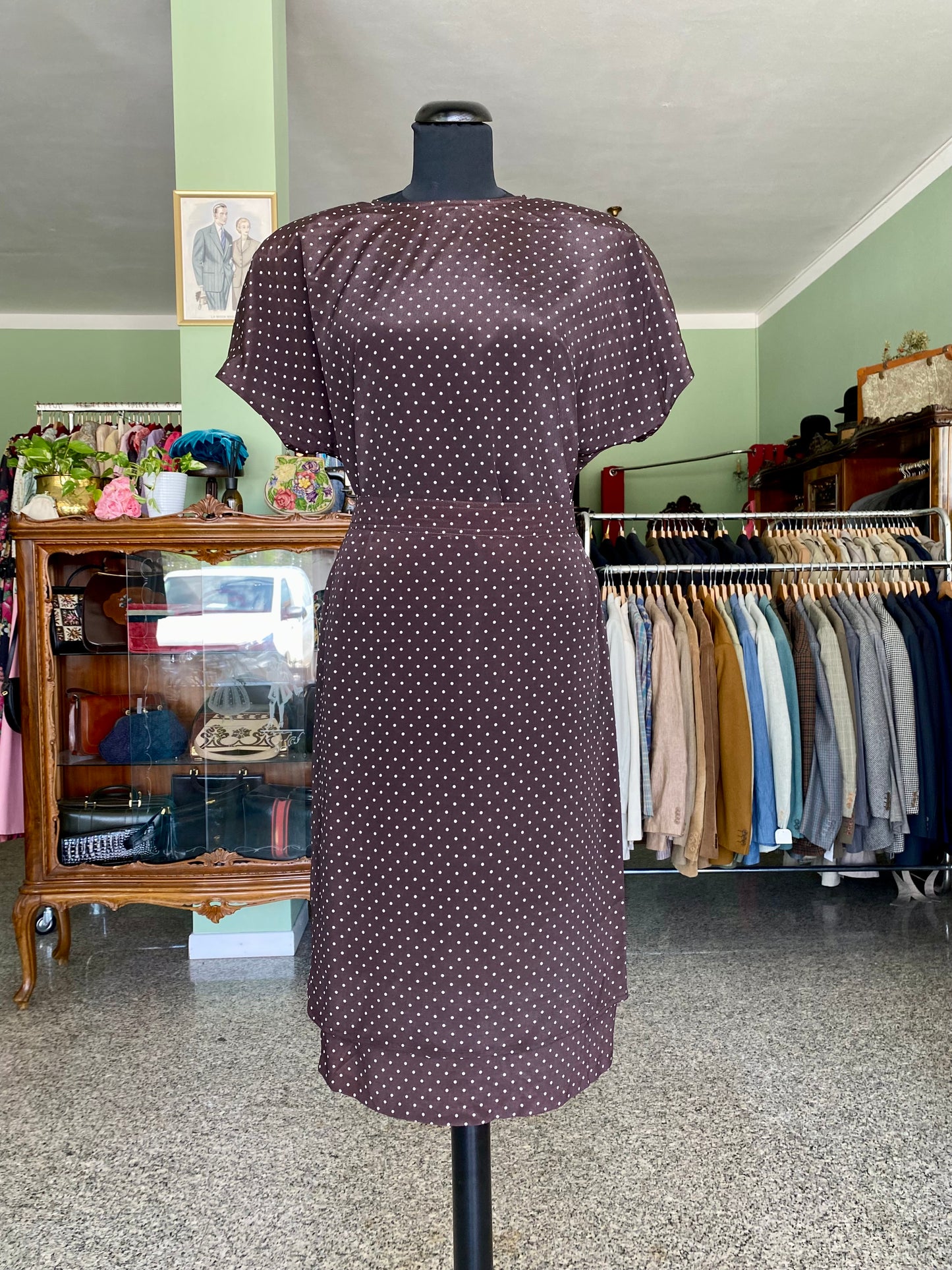 Tailleur in seta a pois a TG. 42