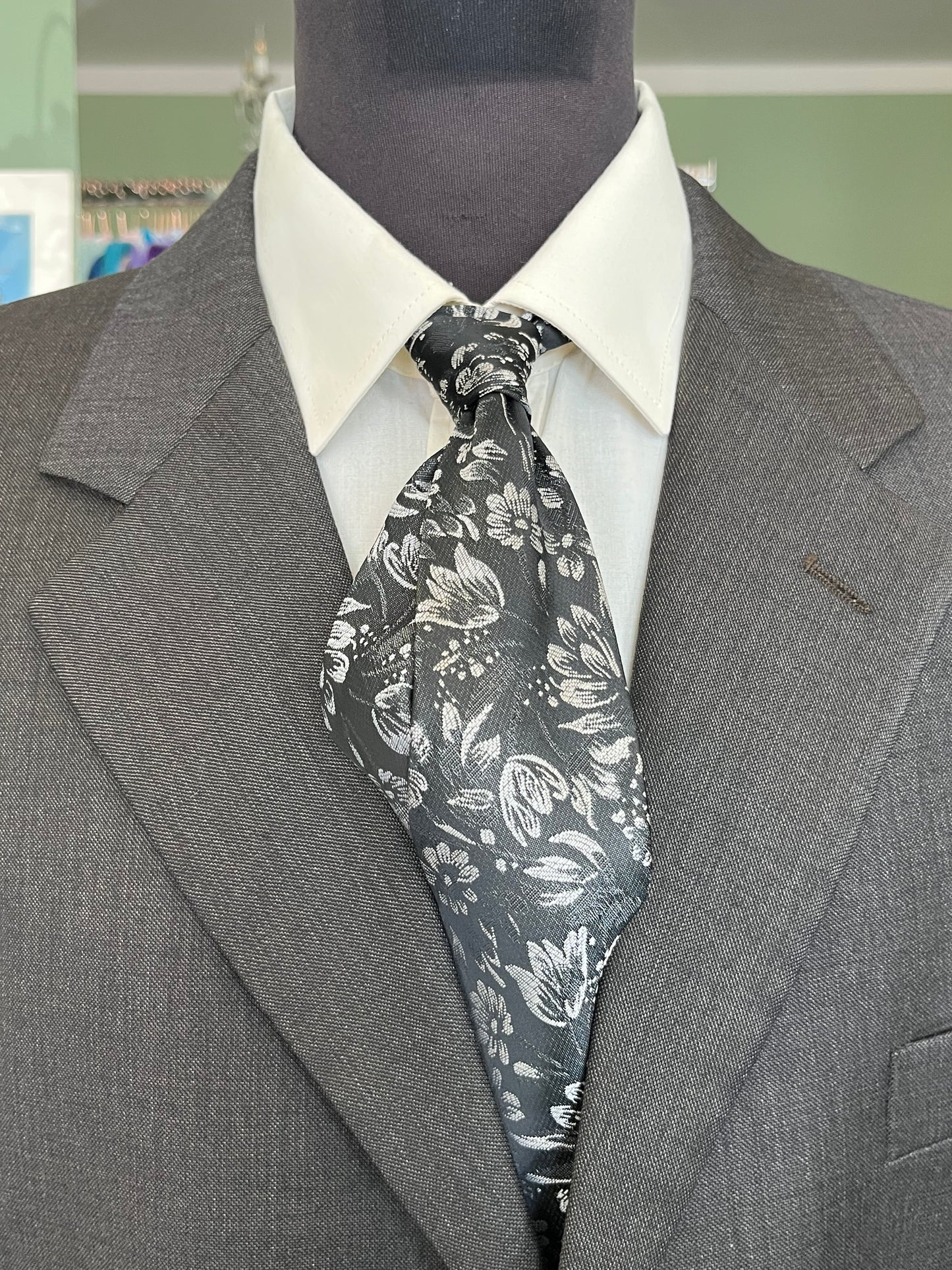 Cravatta anni ‘80 floreale