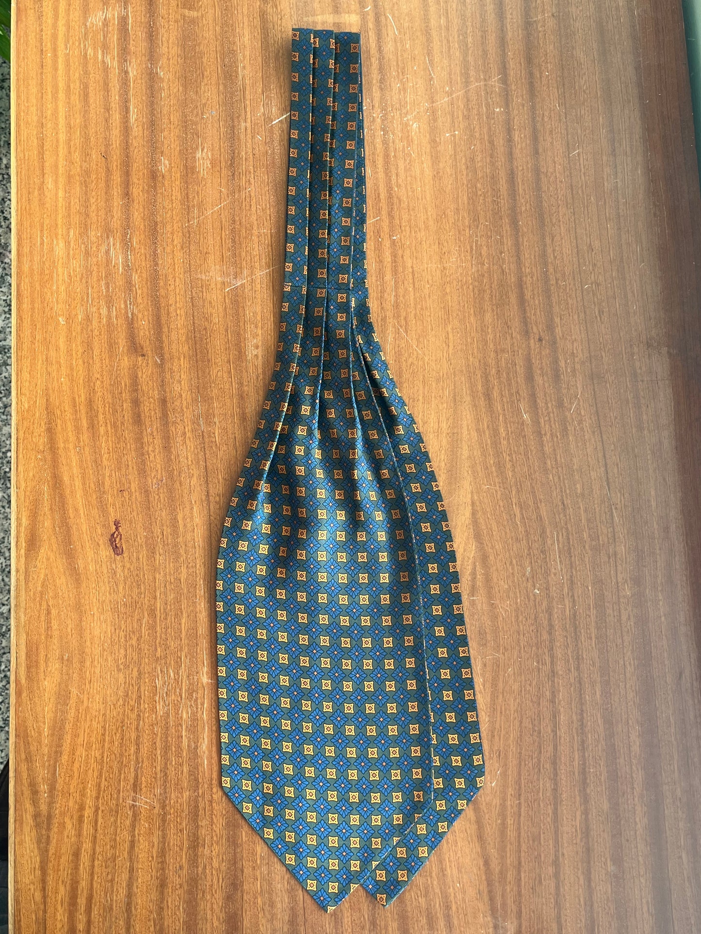 Ascot seta fantasia geometrica