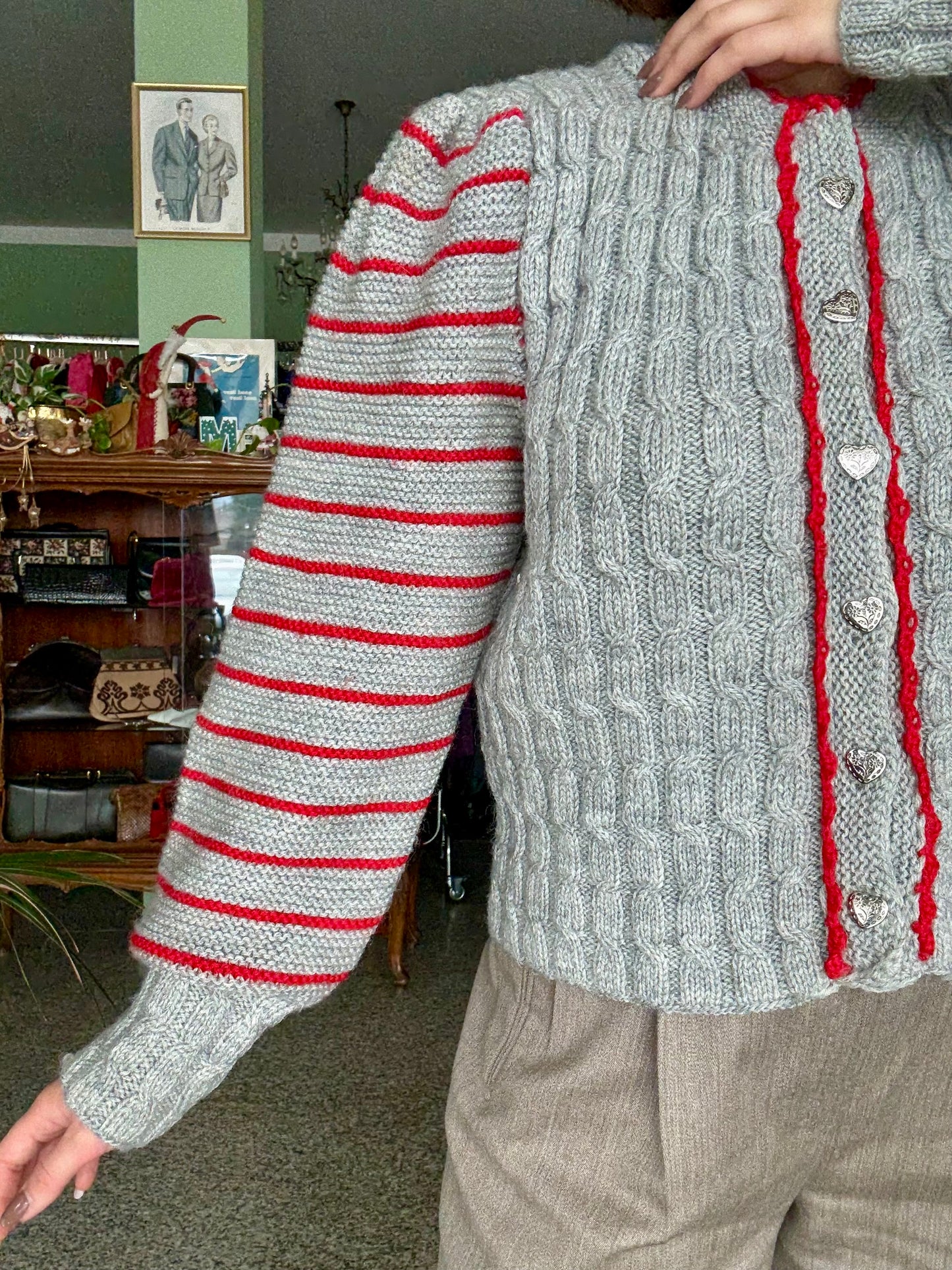 Cardigan tirolese con maniche a righe - TG. 44/46