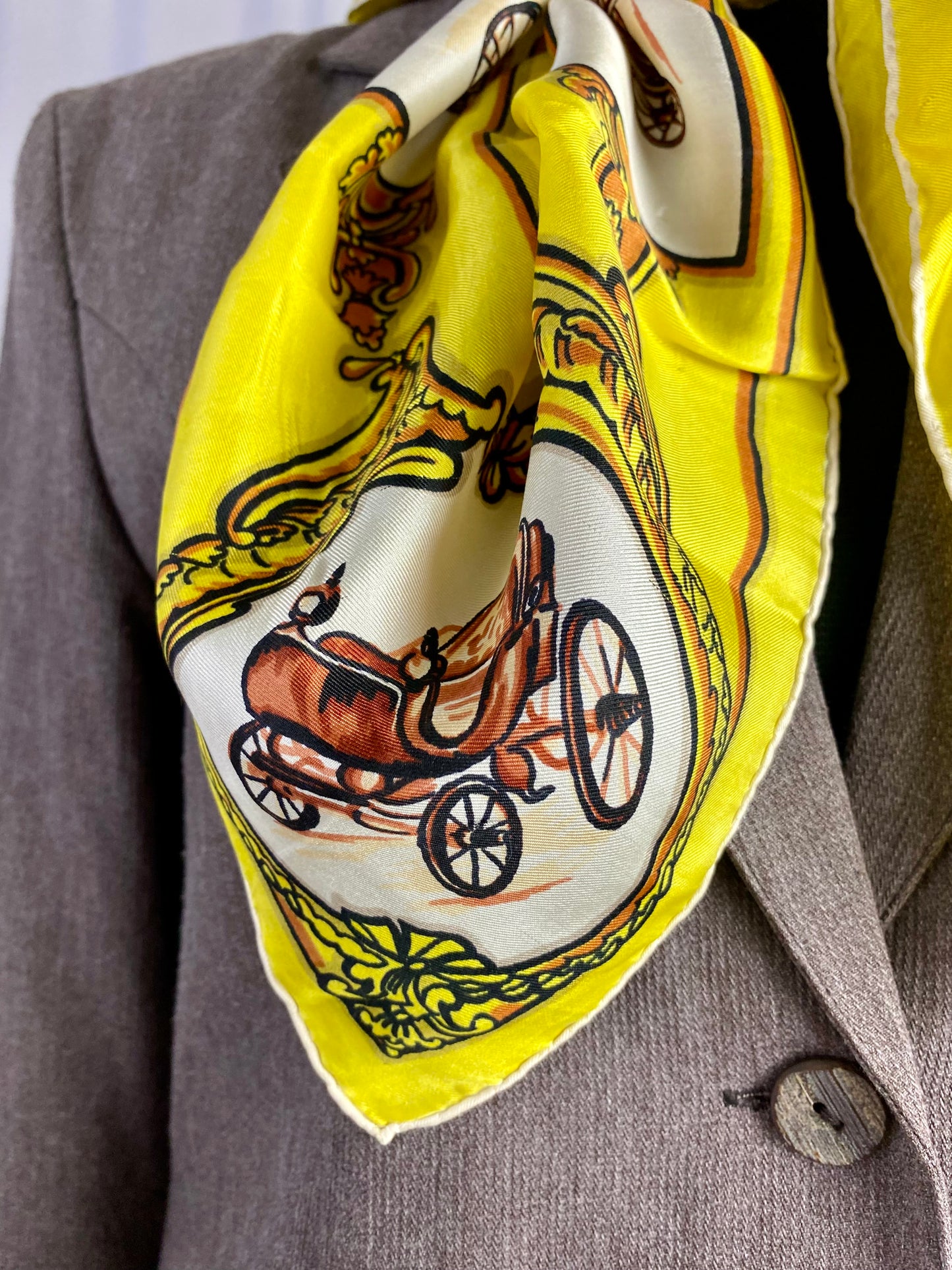 Foulard in seta con carrozza