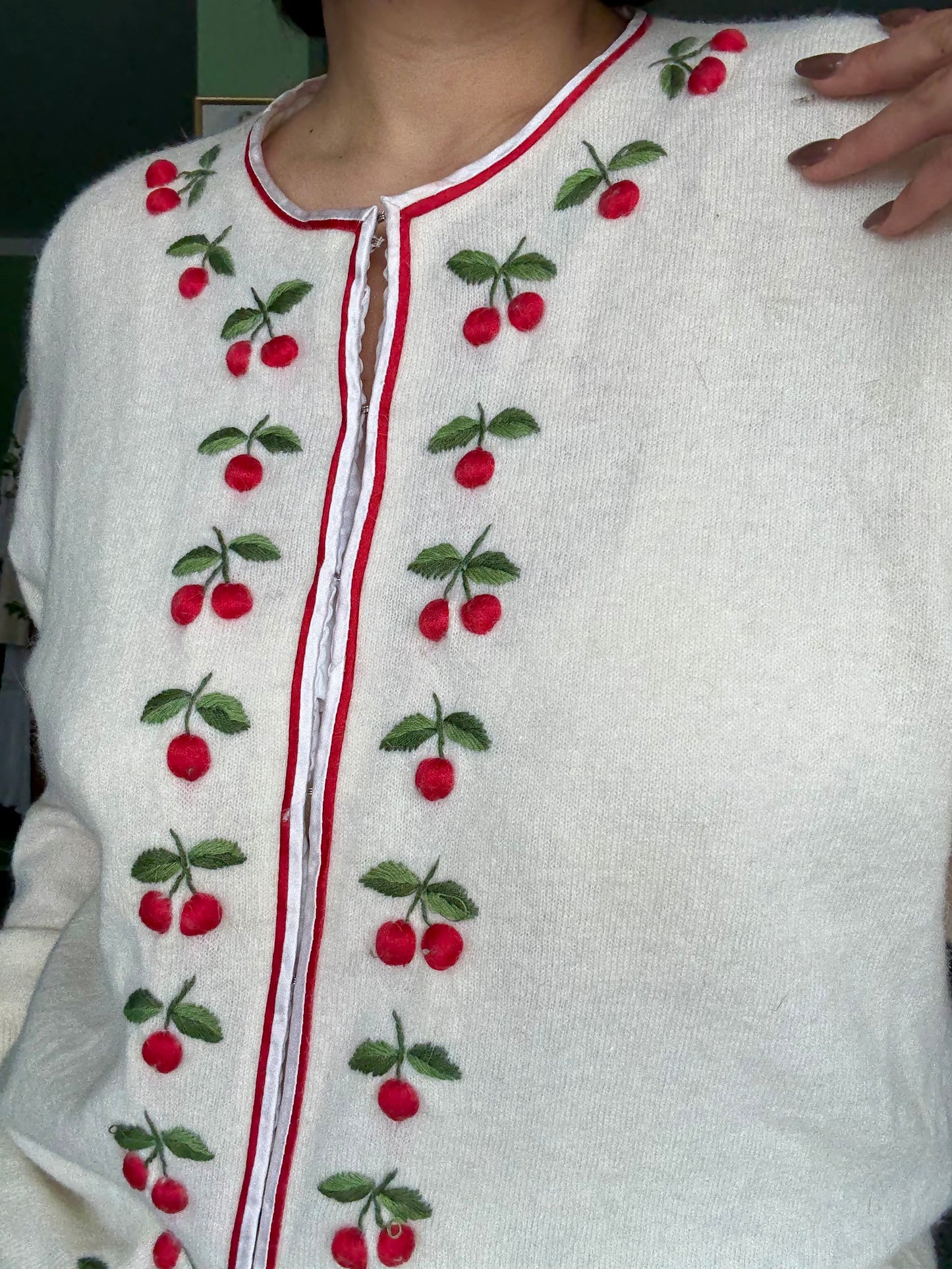 Cardigan tirolese bianco con ciliegie 🍒 - TG. 46/48
