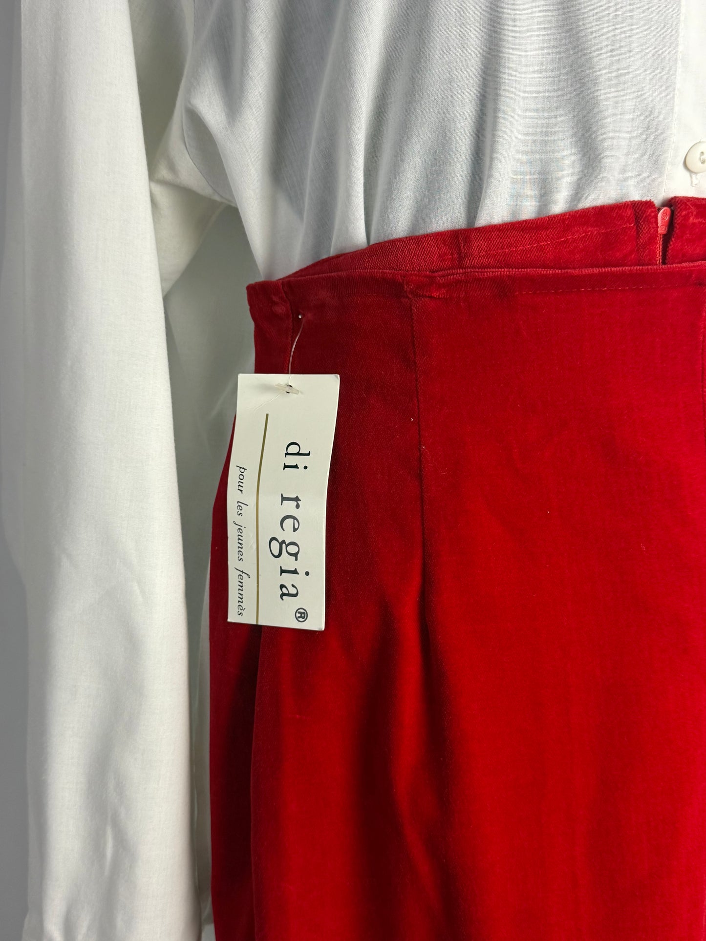 Pantaloni anni ‘80 in velluto rosso - TG. 42/44