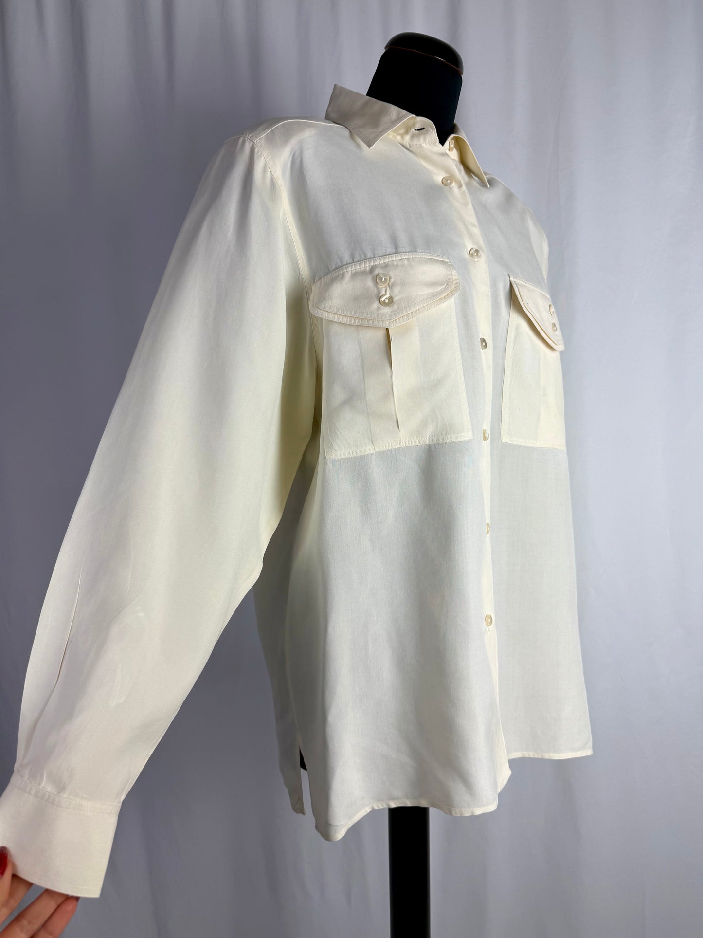 Camicia color burro in pura seta - TG. 44 circa