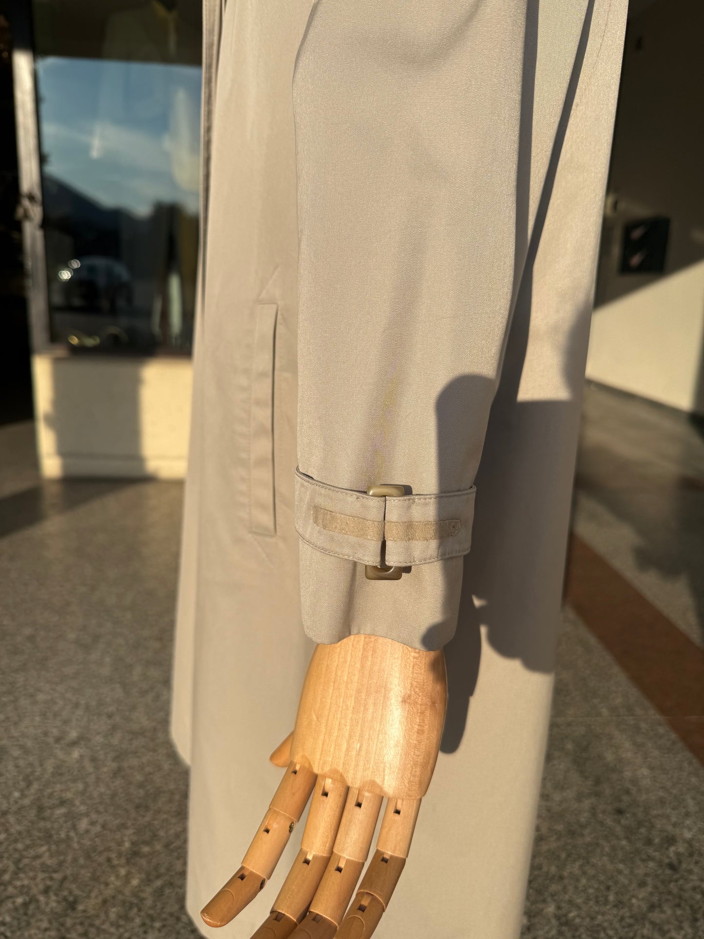 Trench fine anni ‘70 beige - TG. 44