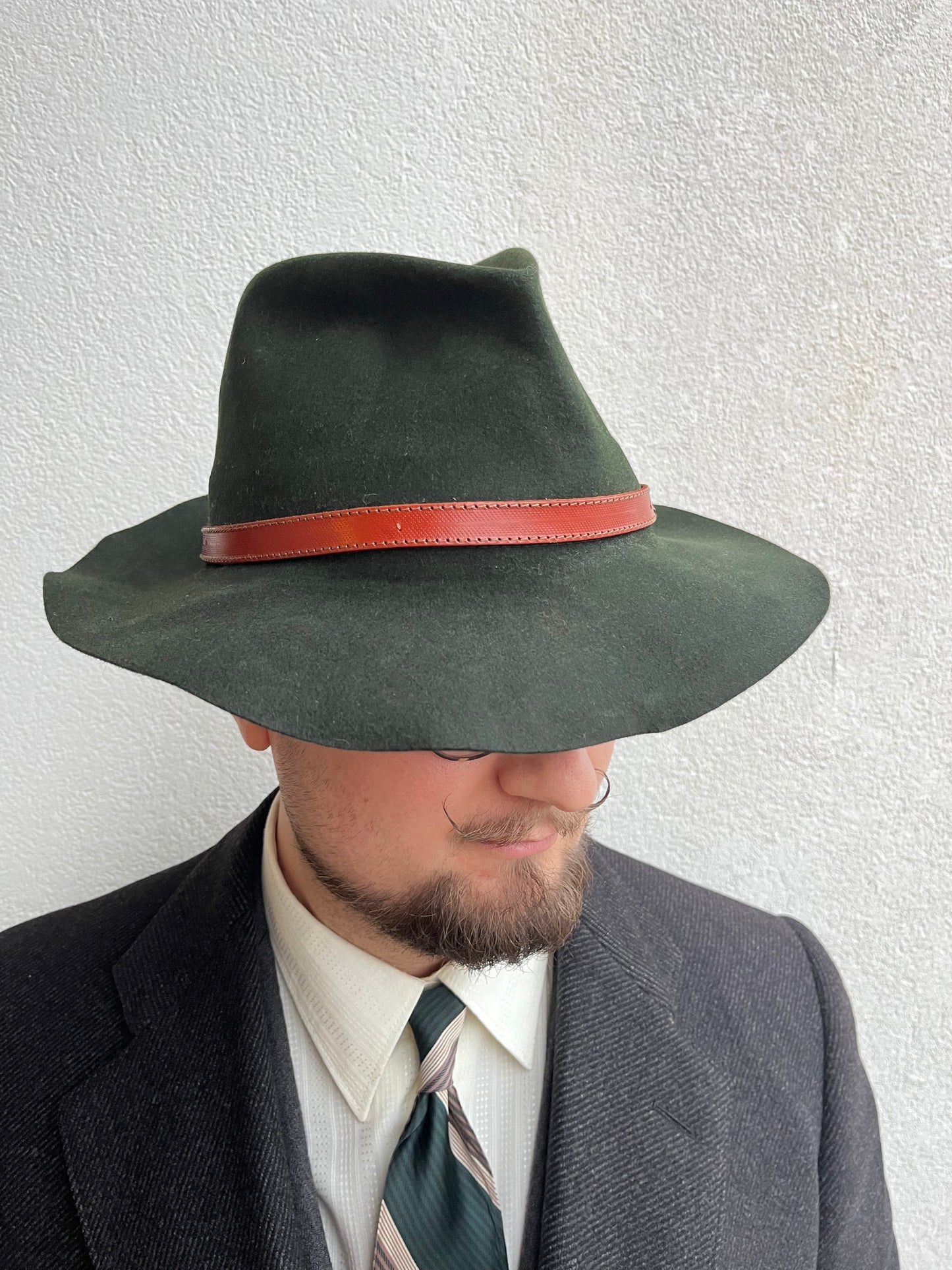 Cappello anni ‘70 verde bosco