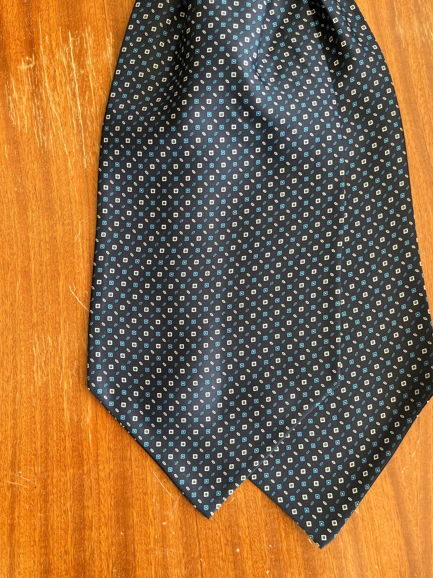 Ascot seta micro-fantasia