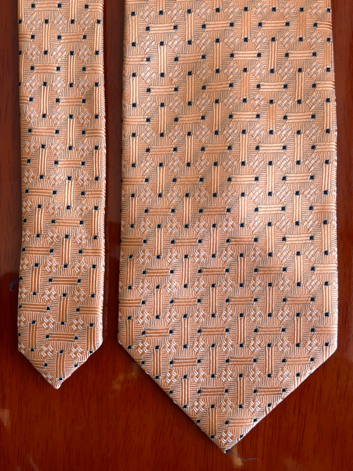 Cravatta anni ‘80 salmone