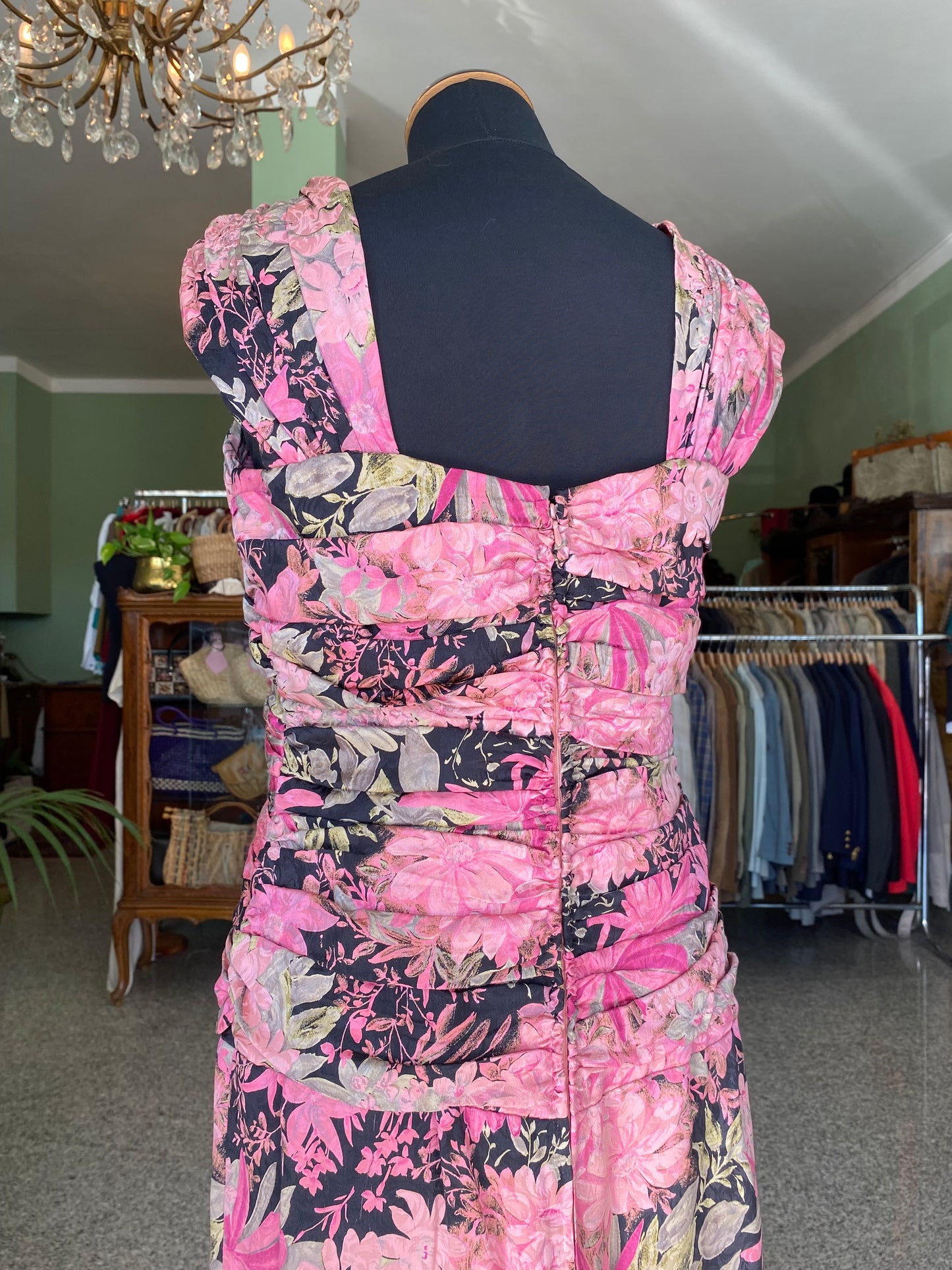 Abito sartoriale anni '80 in pura seta – drappeggio scultoreo e stampa botanica - TG. 42