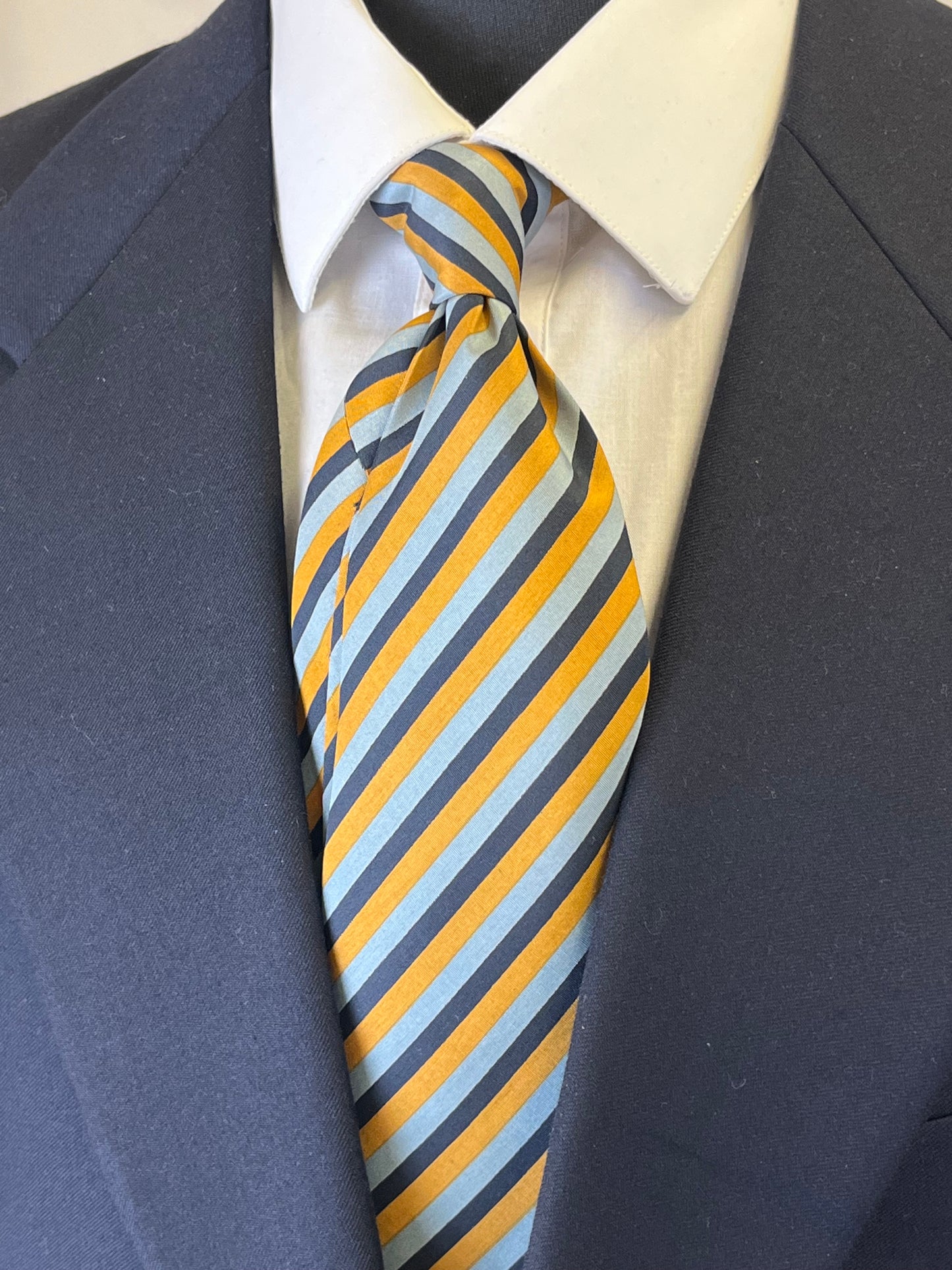 Cravatta anni ‘90 a righe