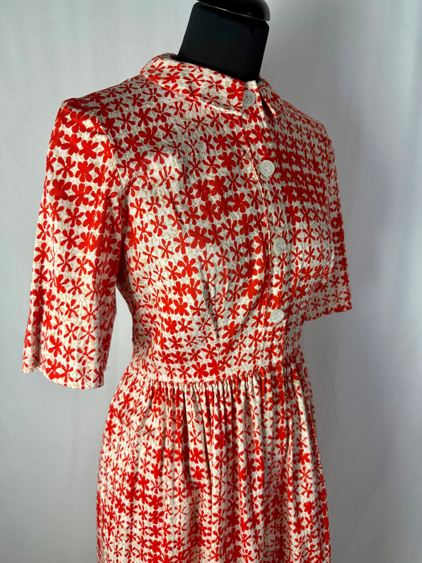 Abito anni ‘50 con fiori rossi - TG. 42